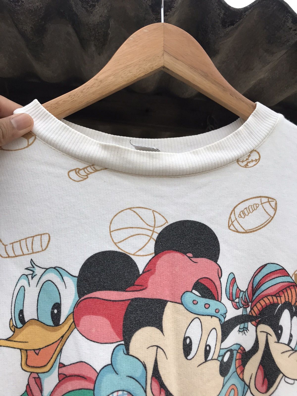 Japanese Brand Vintage Mickey Mouse and Friends Full Print Sweatshirt Size US M / EU 48-50 / 2 - 15 Thumbnail