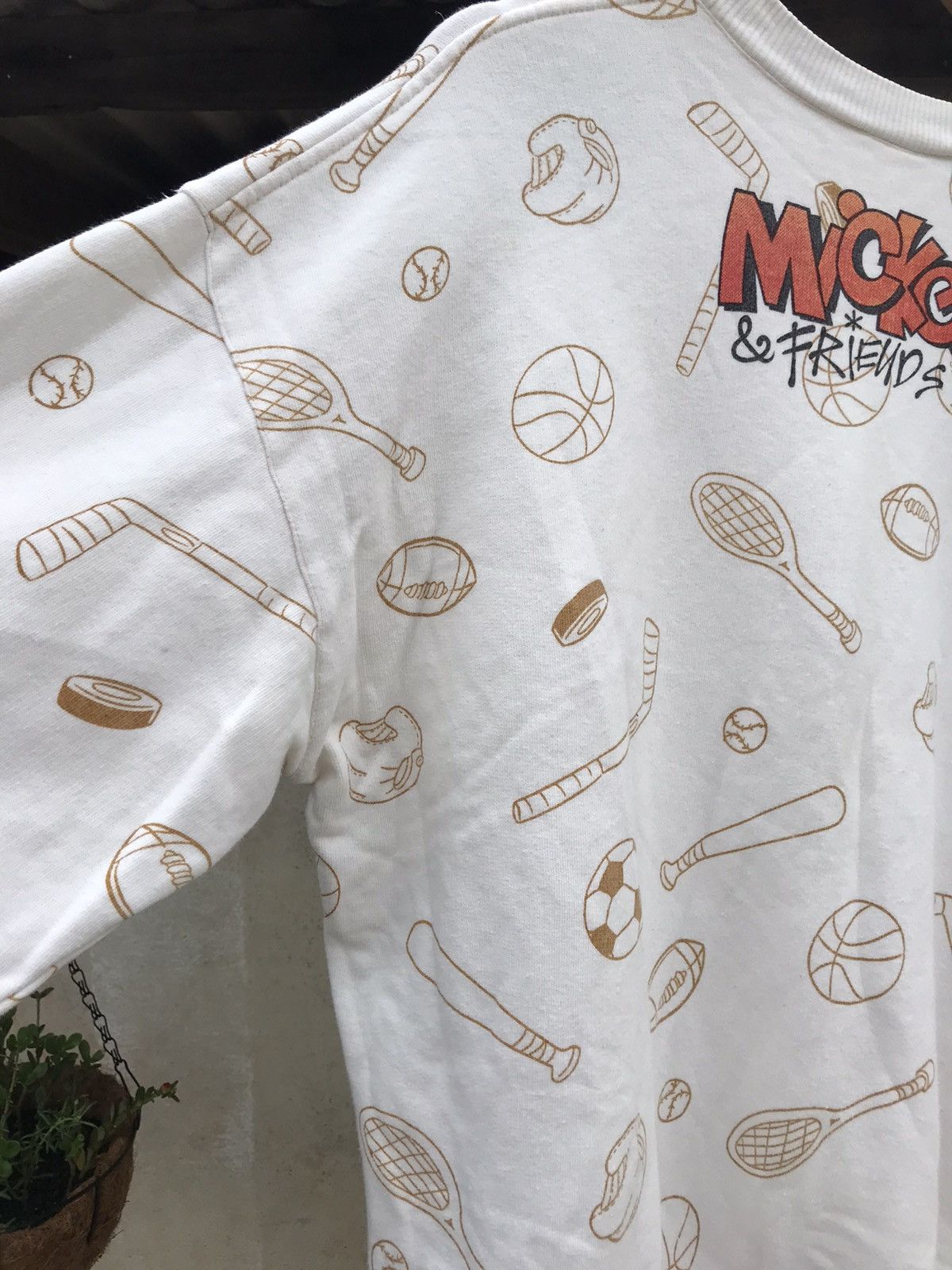 Japanese Brand Vintage Mickey Mouse and Friends Full Print Sweatshirt Size US M / EU 48-50 / 2 - 11 Thumbnail