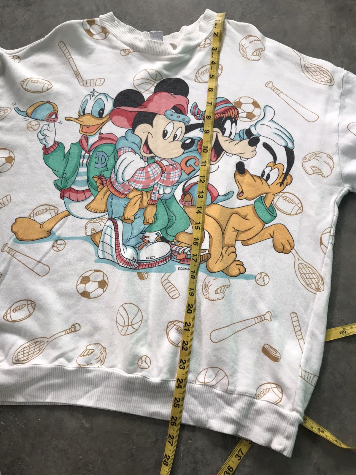 Japanese Brand Vintage Mickey Mouse and Friends Full Print Sweatshirt Size US M / EU 48-50 / 2 - 17 Thumbnail
