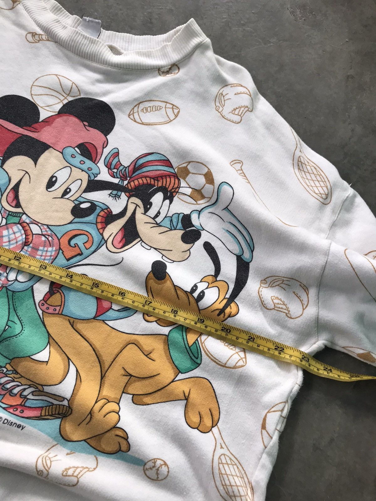 Japanese Brand Vintage Mickey Mouse and Friends Full Print Sweatshirt Size US M / EU 48-50 / 2 - 16 Thumbnail