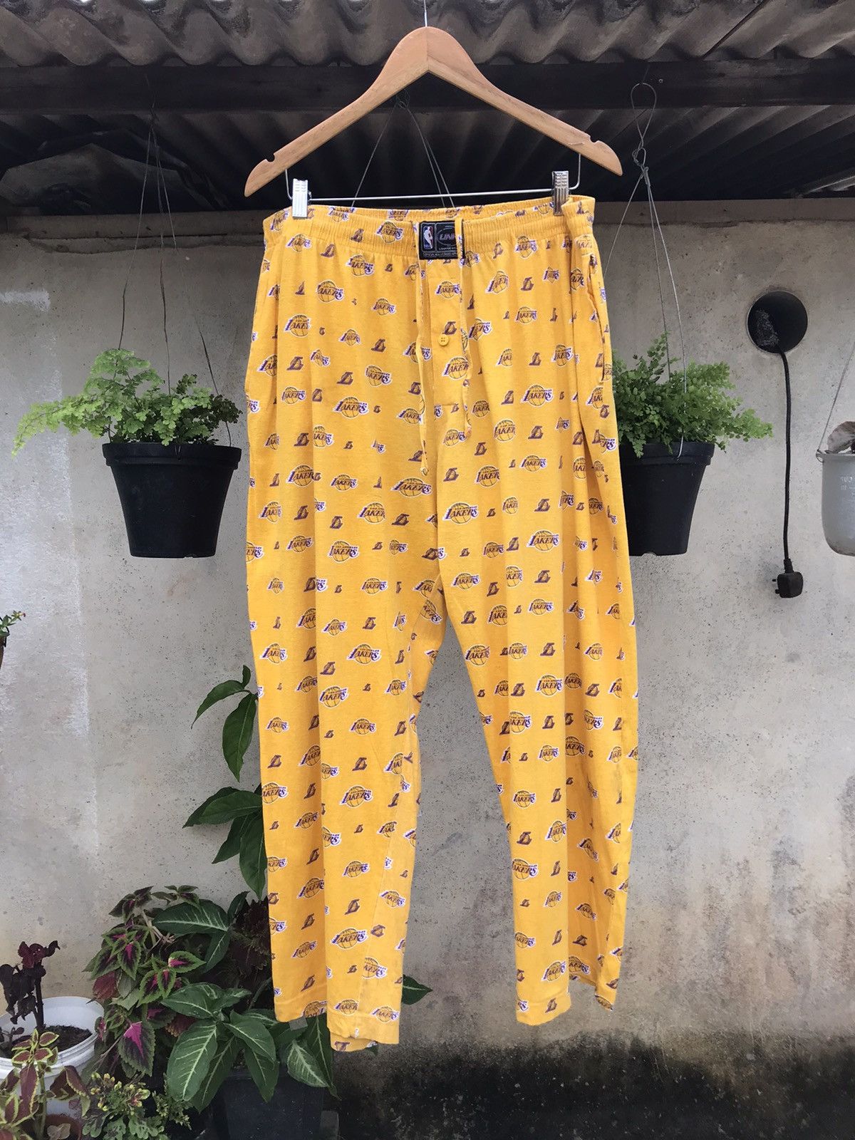 NBA Rare❗️Vintage Lakers Full Prints Pajama Pants Size US 34 / EU 50 - 1 Thumbnail