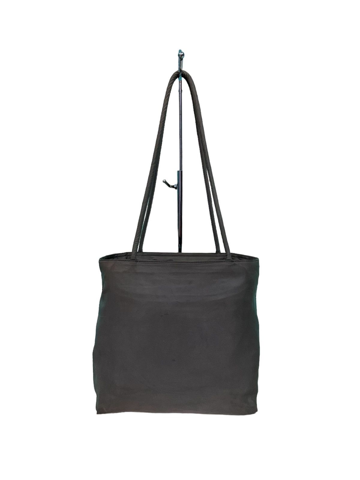 Prada × Vintage AUTHENTIC VINTAGE PRADA NYLON TOTE BAG Size ONE SIZE - 3 Thumbnail