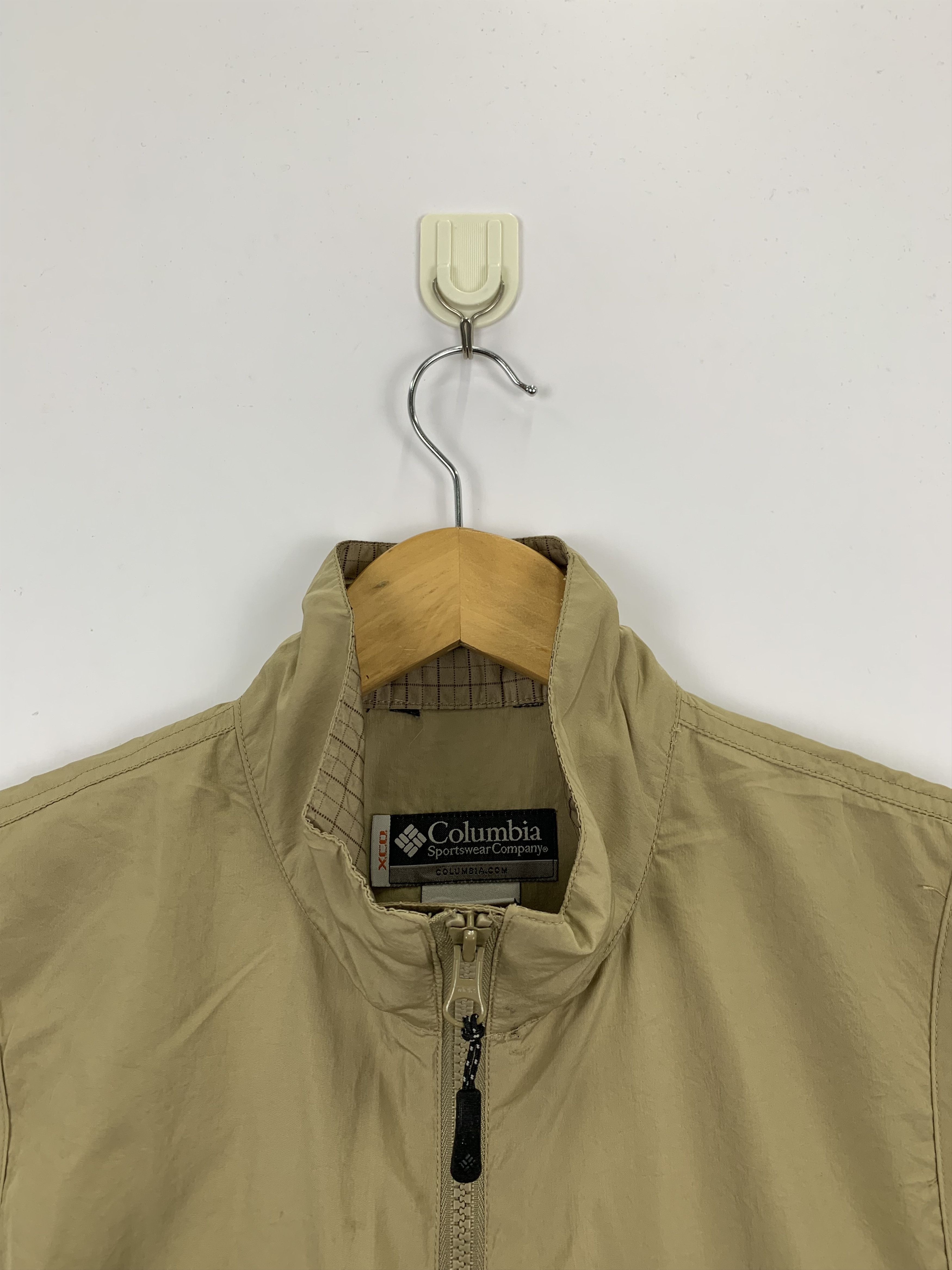 Columbia × Vintage Vintage Columbia Zipper Vest Jacket Size L / US 10 / IT 46 - 9 Thumbnail