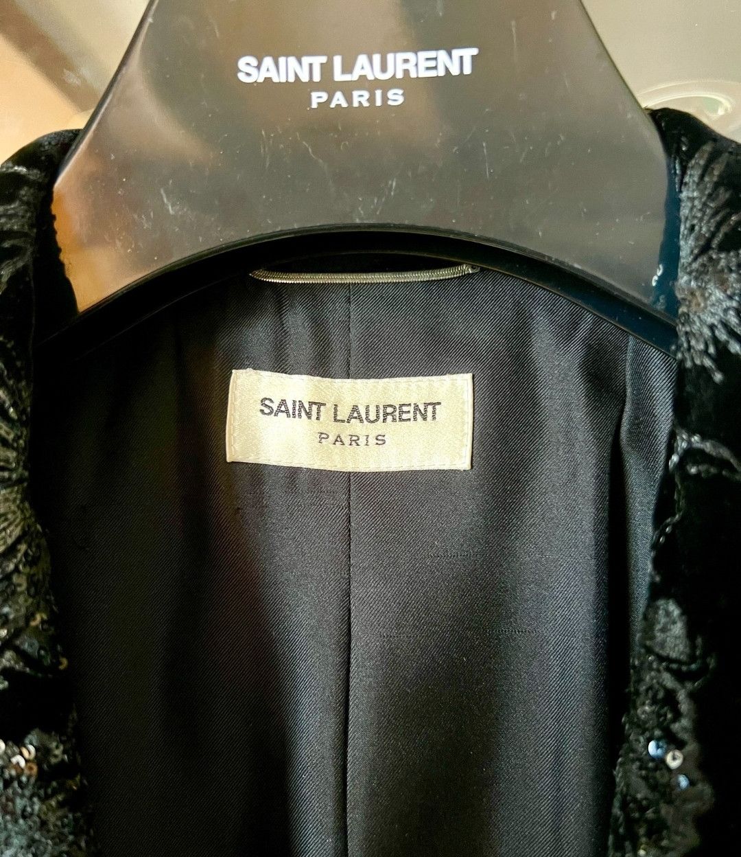 Saint Laurent Paris saint laurent Black Velvet Hibiscus Scale Embroidered Suit Size US M / EU 48-50 / 2 - 3 Thumbnail