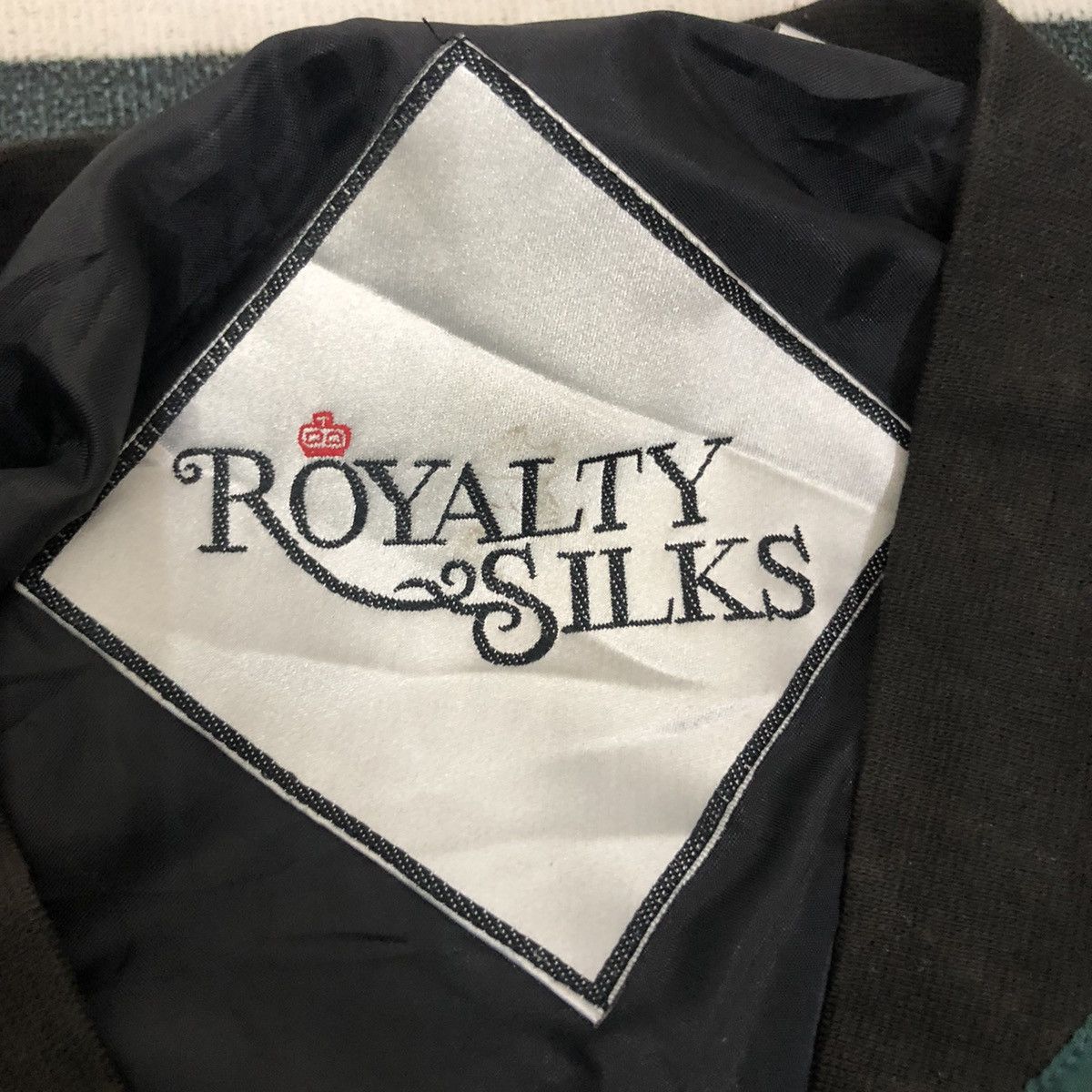 Japanese Brand × Vintage Vintage Royalty Silks Fullprint Zipper Ups Jacket Size US XL / EU 56 / 4 - 9 Thumbnail