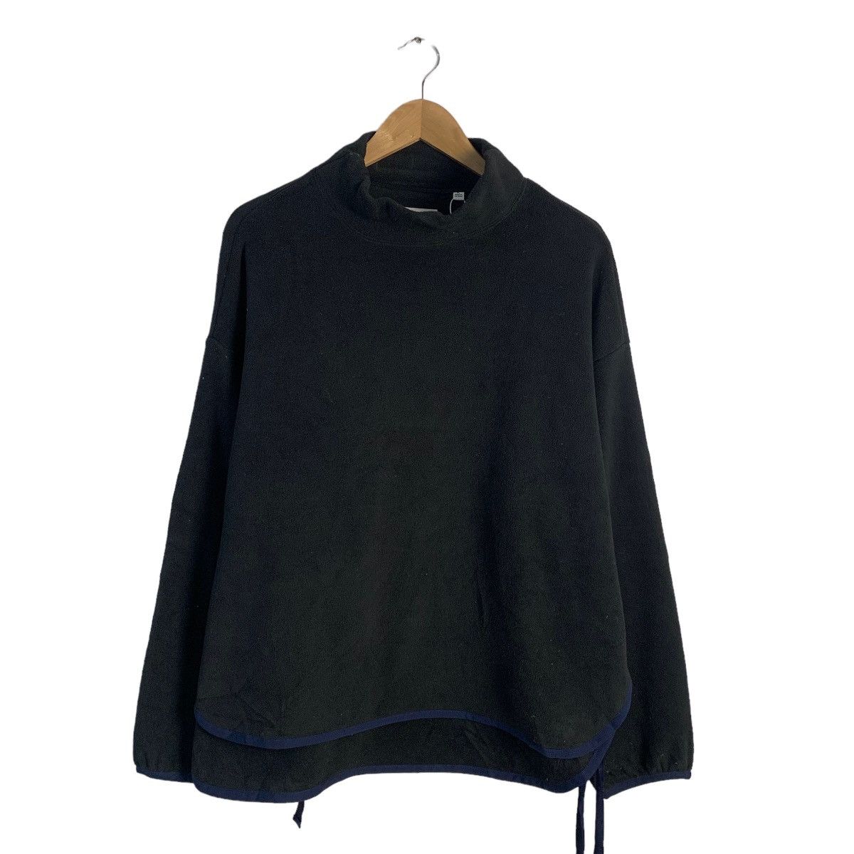 Uniqlo x White Mountaineering Sweater