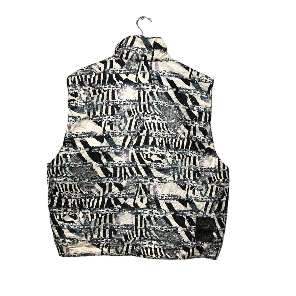 Descente Vintage Descente Zipper Ups Fullprint Vest Size US L / EU 52-54 / 3 - 7 Thumbnail
