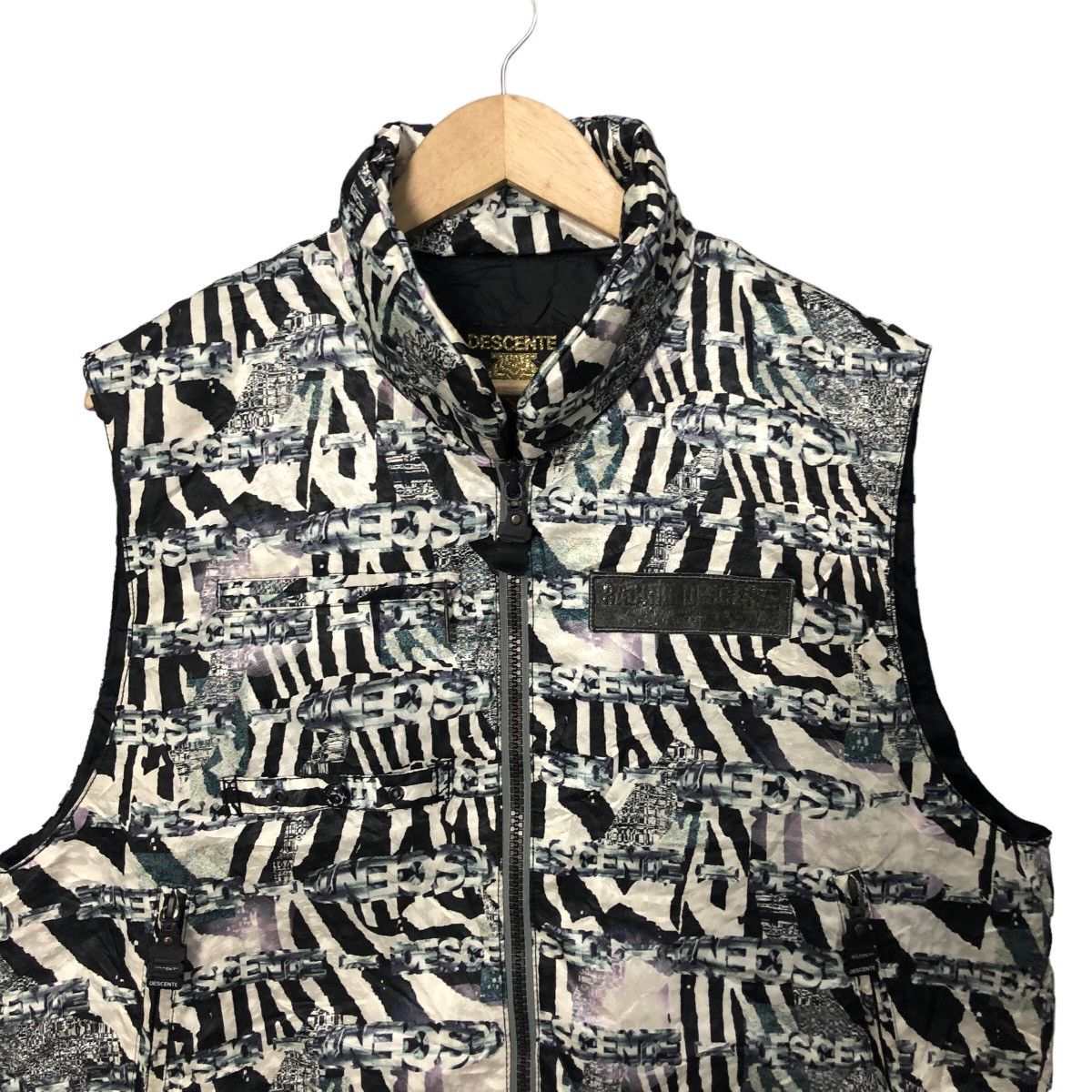 Descente Vintage Descente Zipper Ups Fullprint Vest Size US L / EU 52-54 / 3 - 2 Thumbnail