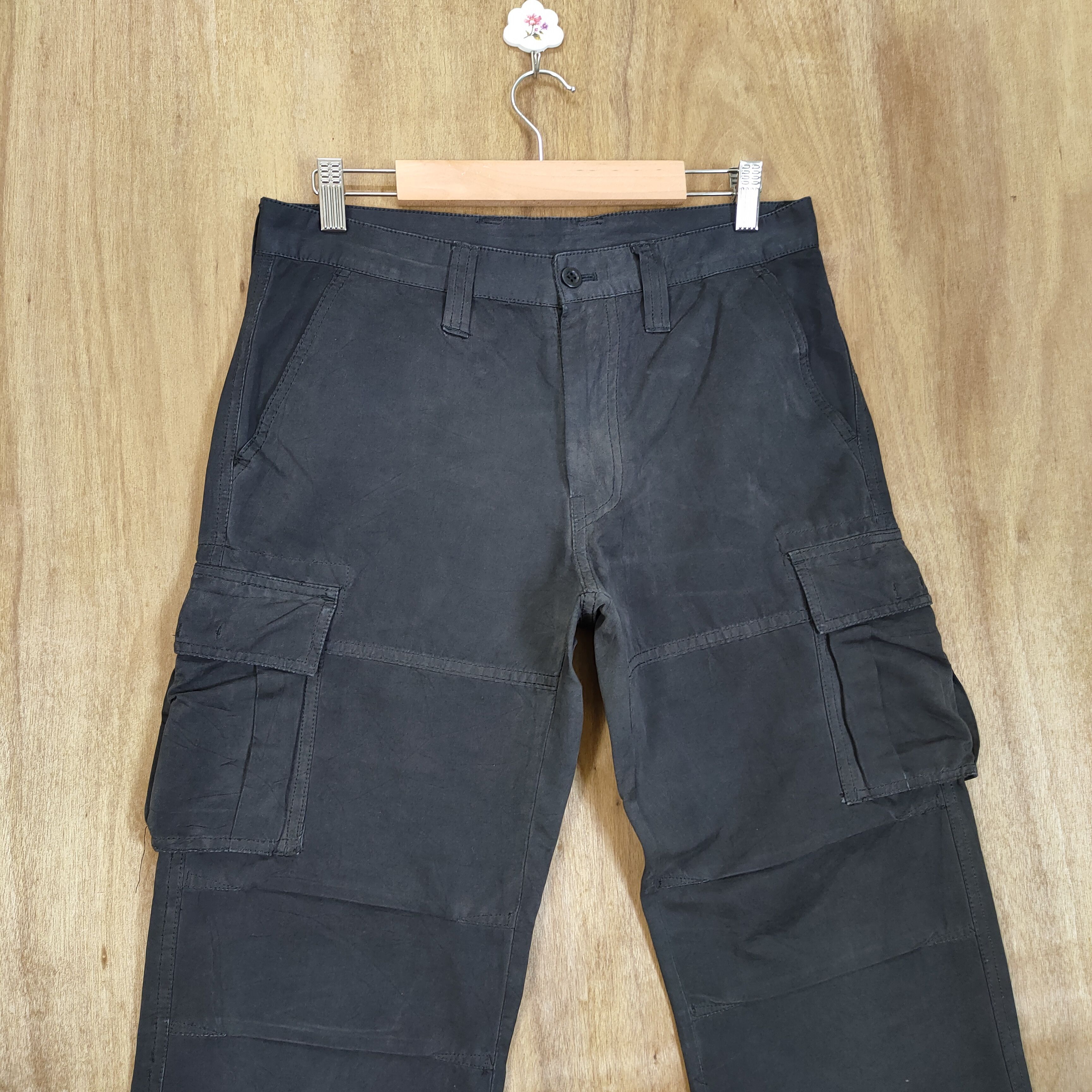 Japanese Brand VINTAGE JAPANESE BLACK CARGO PANTS Size US 30 / EU 46 - 2 Thumbnail