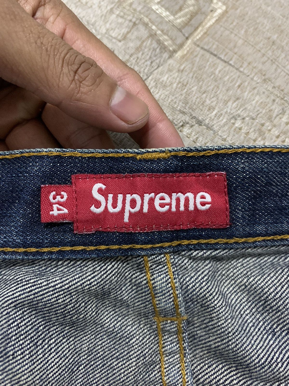 Supreme 🖤BLACKFRIDAY🖤Supreme red line distressed Size US 34 / EU 50 - 6 Thumbnail