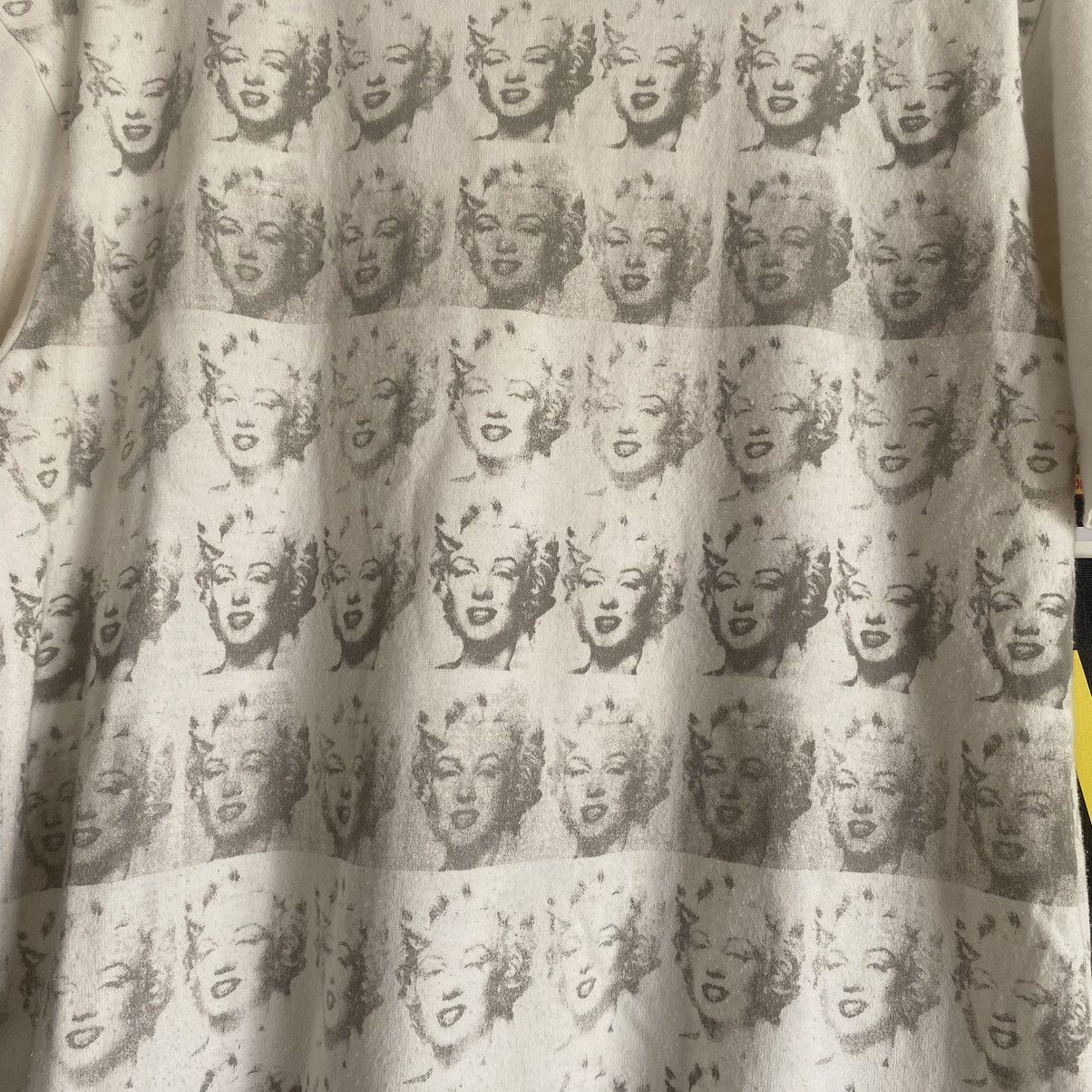 Andy Warhol Vintage Andy Warhol x Uniqlo Marilyn Monroe Full Print Tee Size US M / EU 48-50 / 2 - 2 Thumbnail