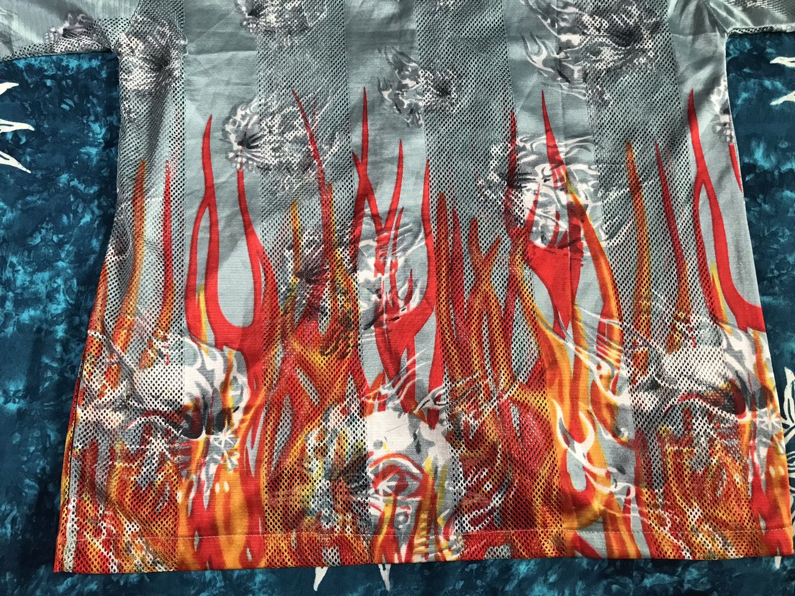 Vintage Vintage Fuging Print Fire Flame Hawaiian Shirt Size US M / EU 48-50 / 2 - 8 Thumbnail