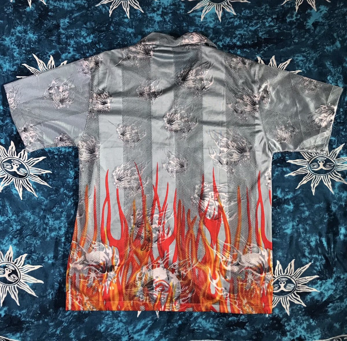 Vintage Vintage Fuging Print Fire Flame Hawaiian Shirt Size US M / EU 48-50 / 2 - 6 Thumbnail