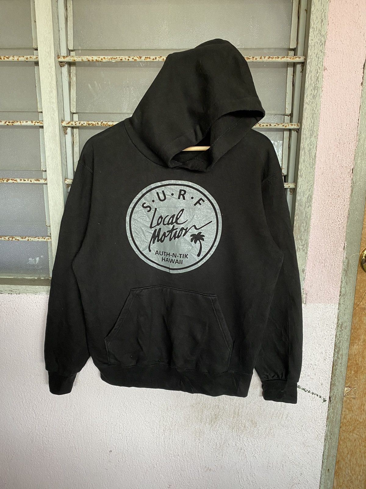 Japanese Brand × Vintage ⚡️Rare⚡️ Surf Local Motion Hawaii Hoodies Size US M / EU 48-50 / 2 - 5 Thumbnail