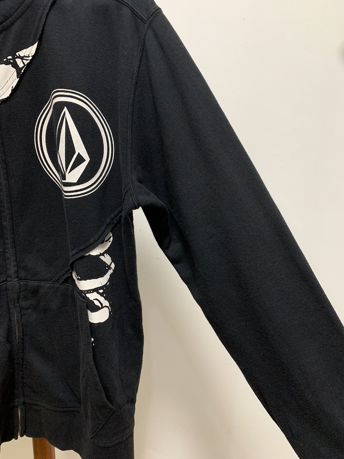 Volcom Volcom Skeleton Full Zipper Hoodie Size US M / EU 48-50 / 2 - 5 Thumbnail