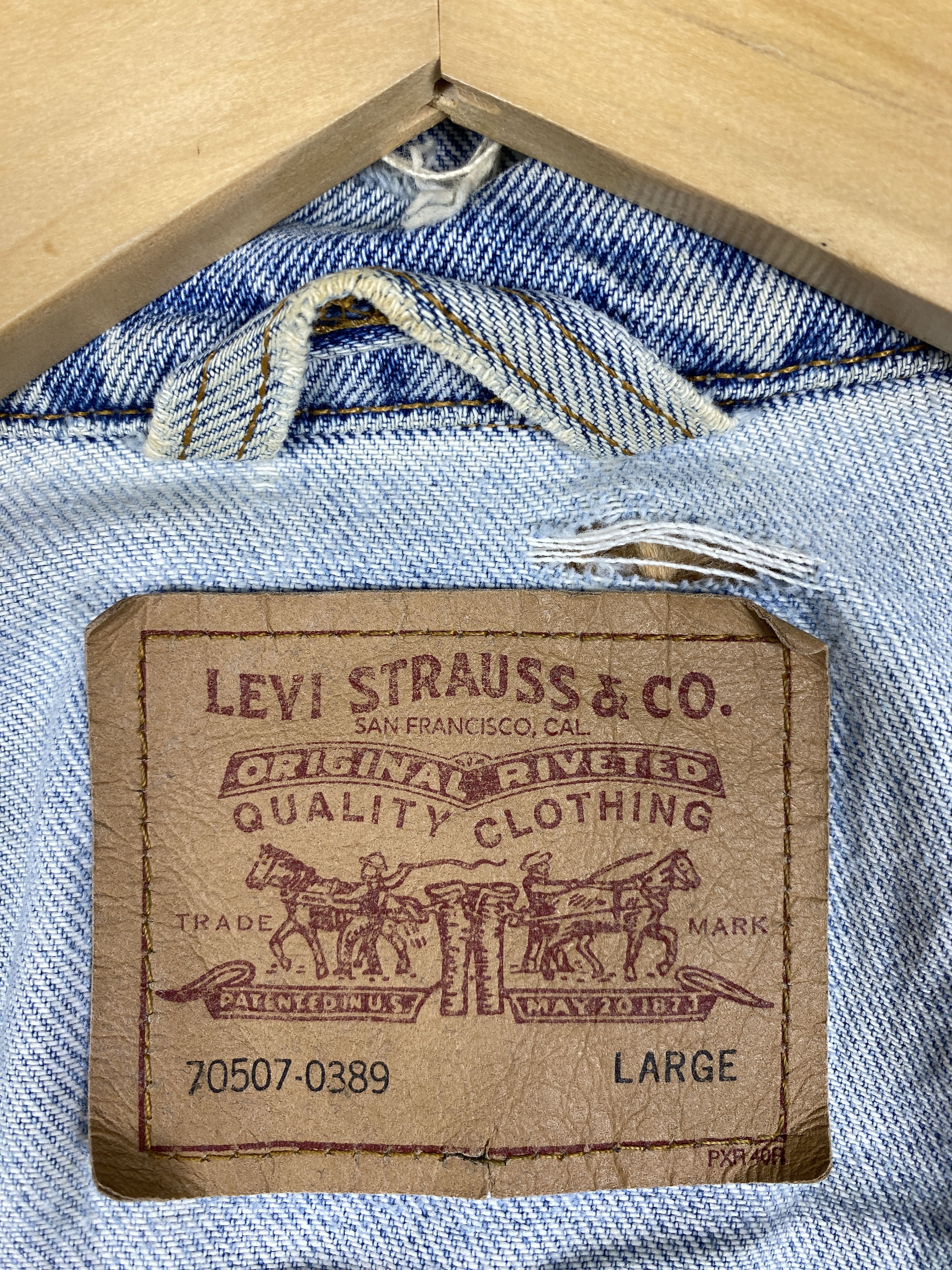 Levi's Vintage Levis Faded Denim Button Up Jacket J1624 Size US L / EU 52-54 / 3 - 11 Thumbnail