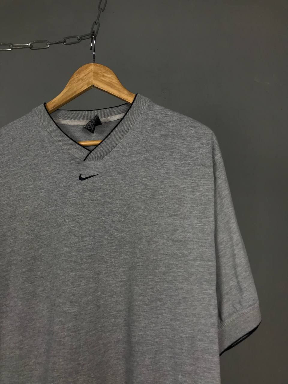 Vintage Nike swoosh streetwear vintage center logo tee Size US XL / EU 56 / 4 - 2 Thumbnail