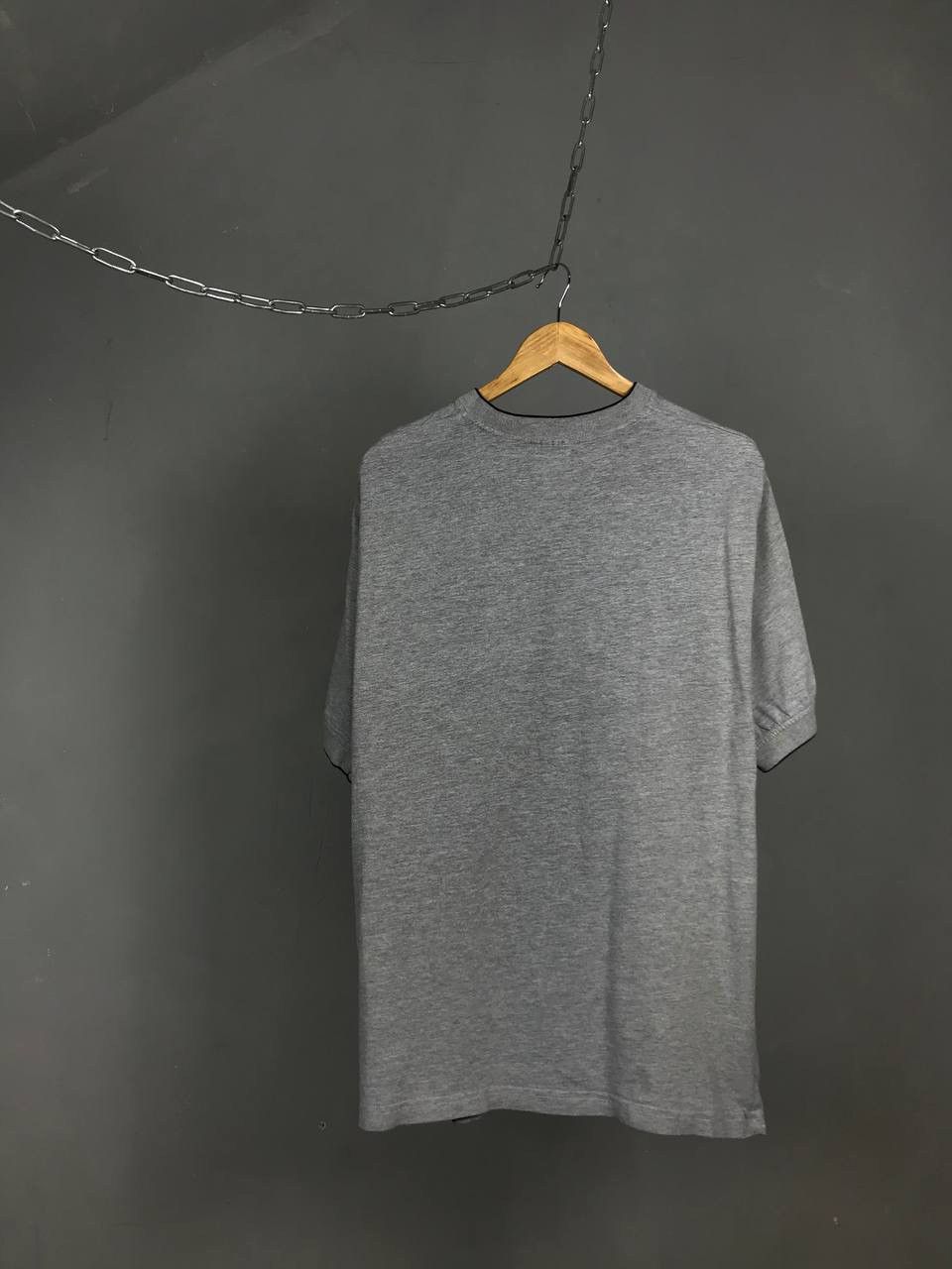 Vintage Nike swoosh streetwear vintage center logo tee Size US XL / EU 56 / 4 - 7 Thumbnail