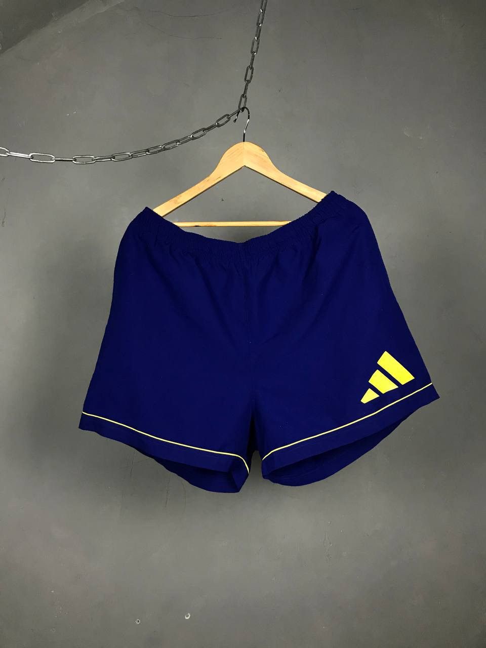 Vintage Adidas vintage streetwear blue shorts Size US 36 / EU 52 - 1 Thumbnail