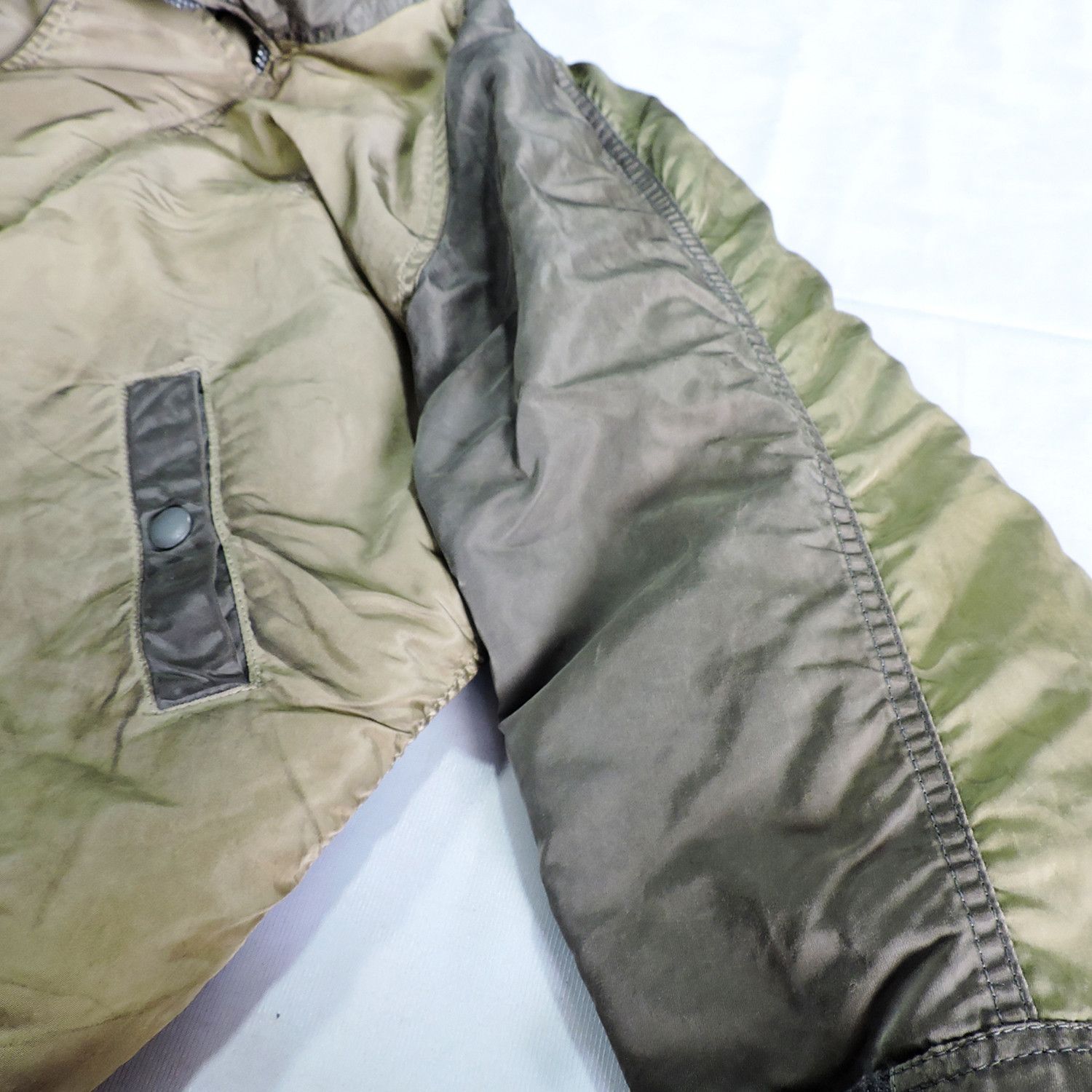 Alpha Industries Alpha Industries X Bal "Electric Relaxation" SS06 N-2B Size US M / EU 48-50 / 2 - 15 Thumbnail
