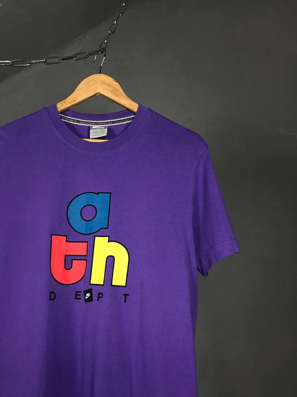 Vintage Nike ATH vintage streetwear tee Size US M / EU 48-50 / 2 - 2 Thumbnail