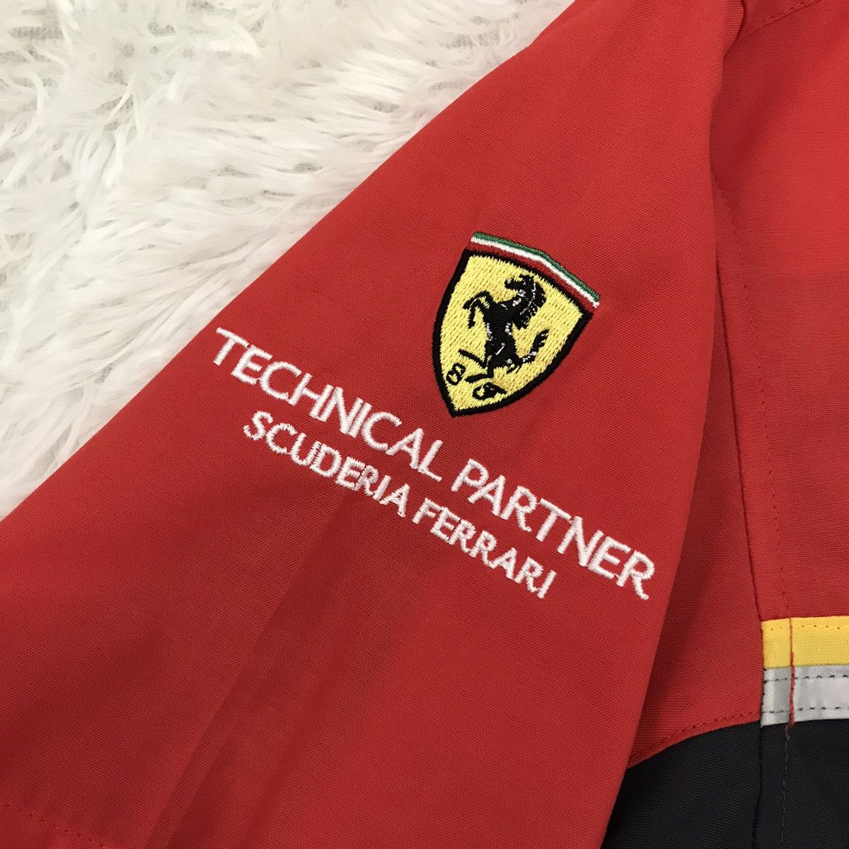 Ferrari Ferrari Official Product Technical Partner Scuderia Shirt Size US L / EU 52-54 / 3 - 8 Thumbnail