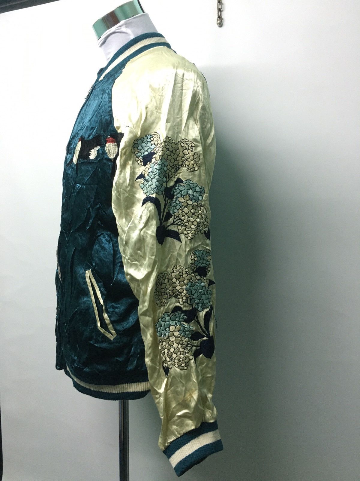 Japanese Brand × Toyo Enterprises Vintage Thrashed Sukajan Emboridery Reversible Size US L / EU 52-54 / 3 - 3 Thumbnail