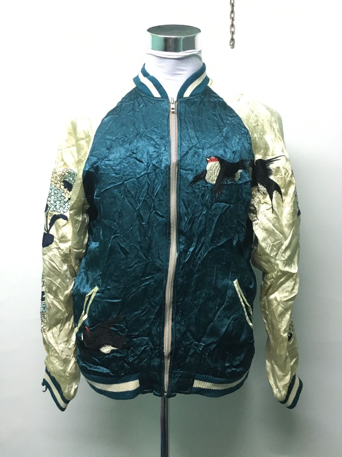 Japanese Brand × Toyo Enterprises Vintage Thrashed Sukajan Emboridery Reversible Size US L / EU 52-54 / 3 - 1 Thumbnail