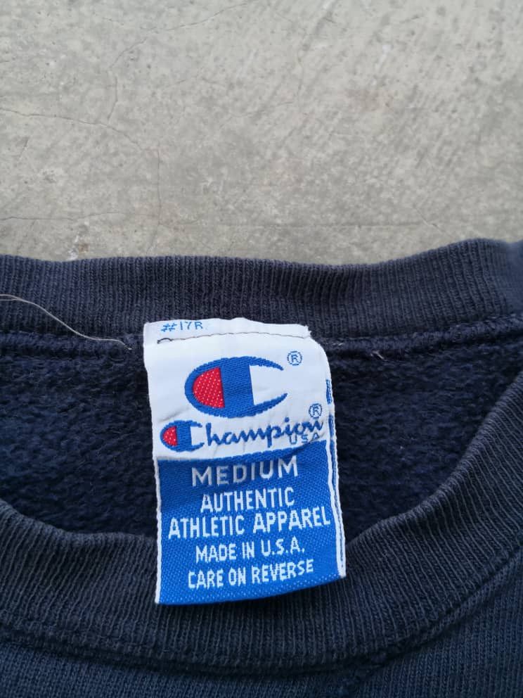 Champion Vintage Champion Embroidered Logo Size US M / EU 48-50 / 2 - 3 Thumbnail