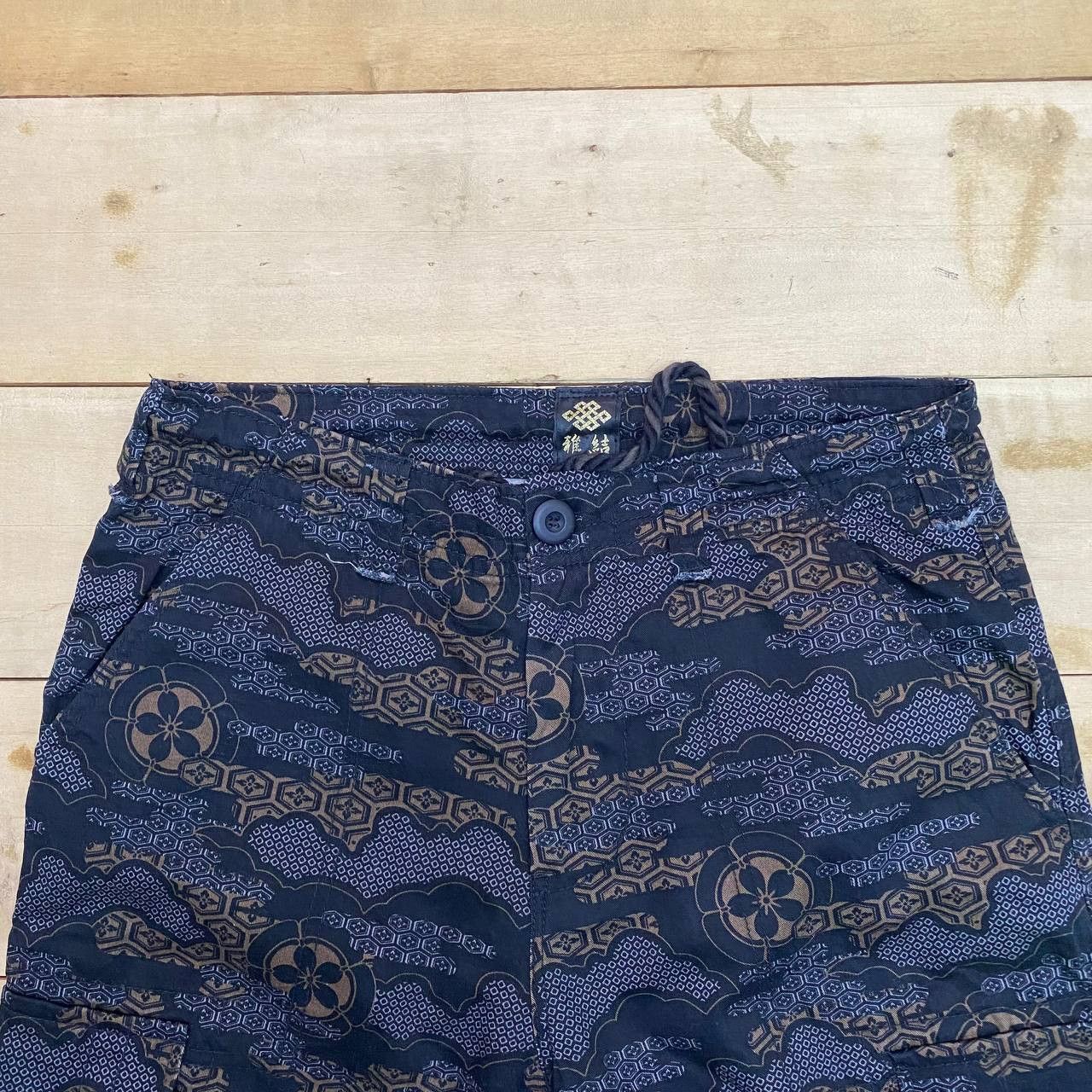 Japanese Brand X342 JAPAN ART SAKURA TRADITIONAL SUKAJAN CARGO PANTS Size US 32 / EU 48 - 1 Thumbnail