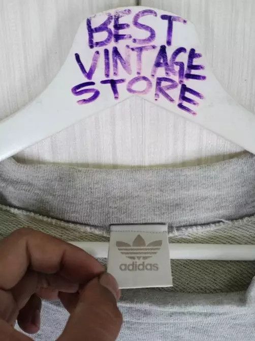 Adidas Vintage Adidas Overprint Big Logo 90s Sweatshirt Size US L / EU 52-54 / 3 - 9 Thumbnail
