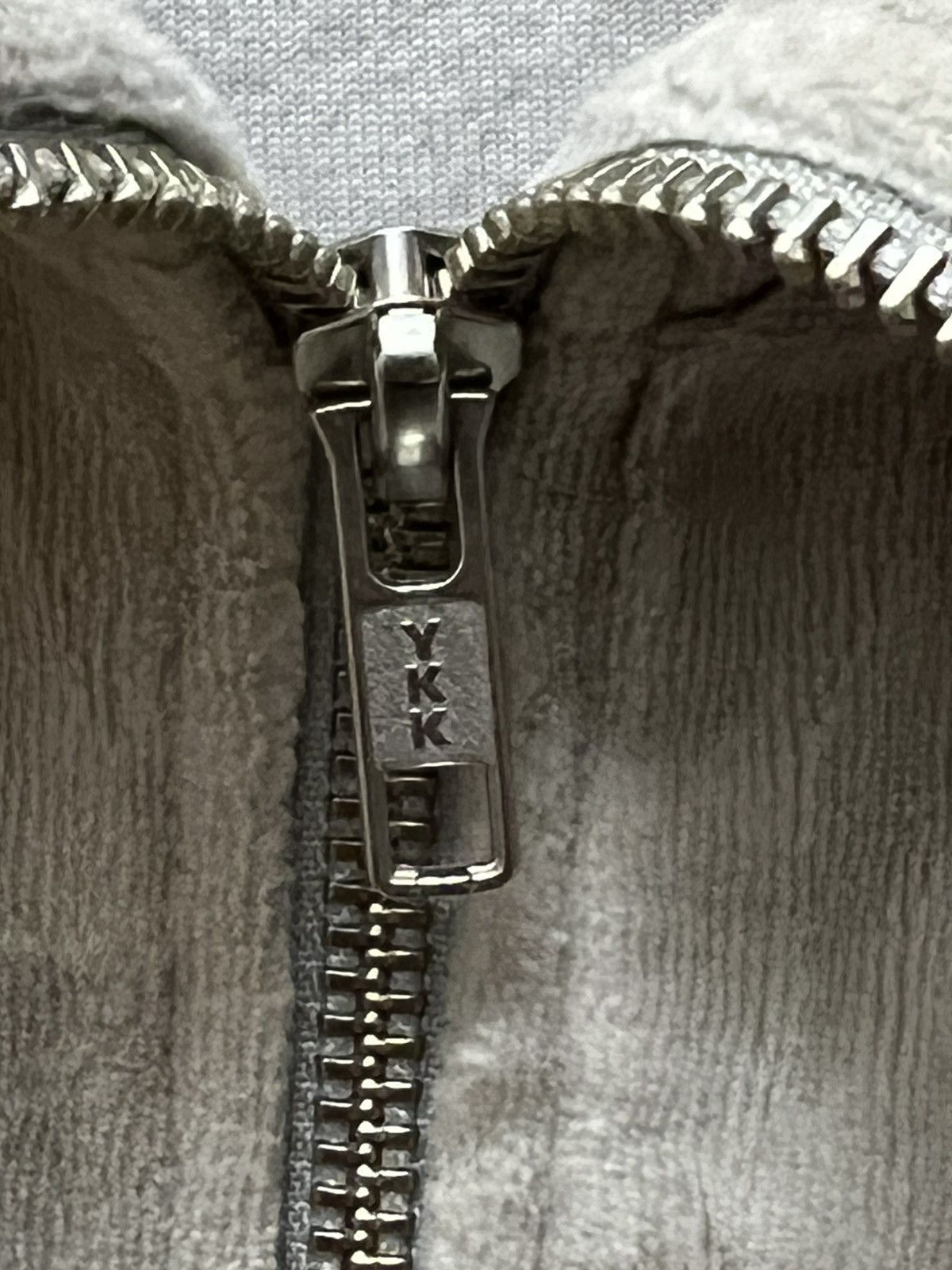 Number (N)ine Number (N)ine velvet zipper jackets 2 tone colour nice Size US S / EU 44-46 / 1 - 8 Thumbnail