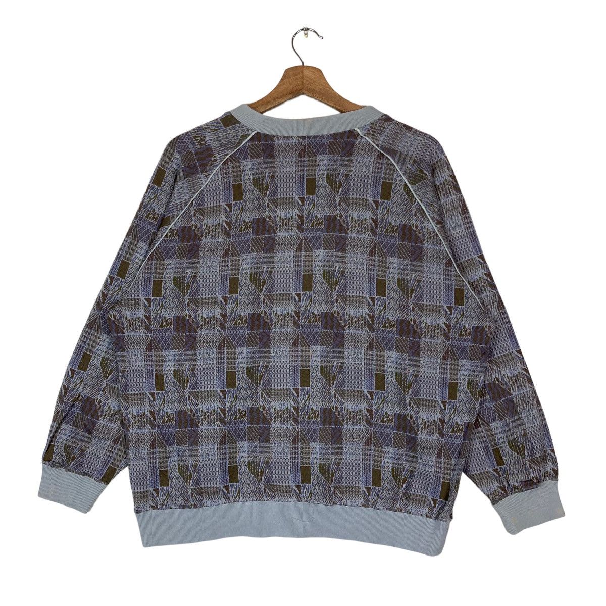 Pierre Balmain Vintage Pierre Balmain Club Pullover Jumper Sweatshirt Size US L / EU 52-54 / 3 - 4 Thumbnail