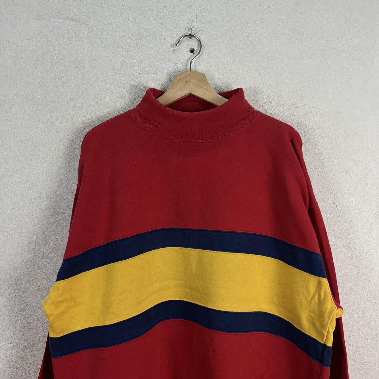Japanese Brand VINTAGE GAP STRIPED SWEATSHIRT RARE DESIGN WEAR COLOUR Size US L / EU 52-54 / 3 - 3 Thumbnail
