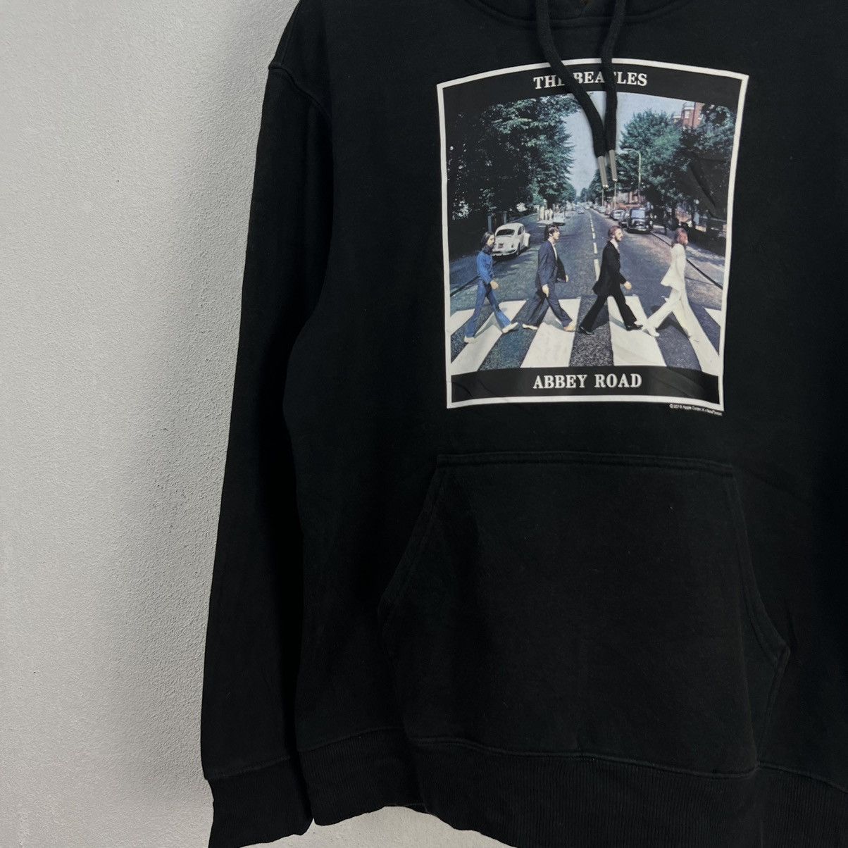 Band Tees RARE HOODIE BAND THE BEATLES ABBEY ROAD BIG LOGO Size US M / EU 48-50 / 2 - 4 Thumbnail