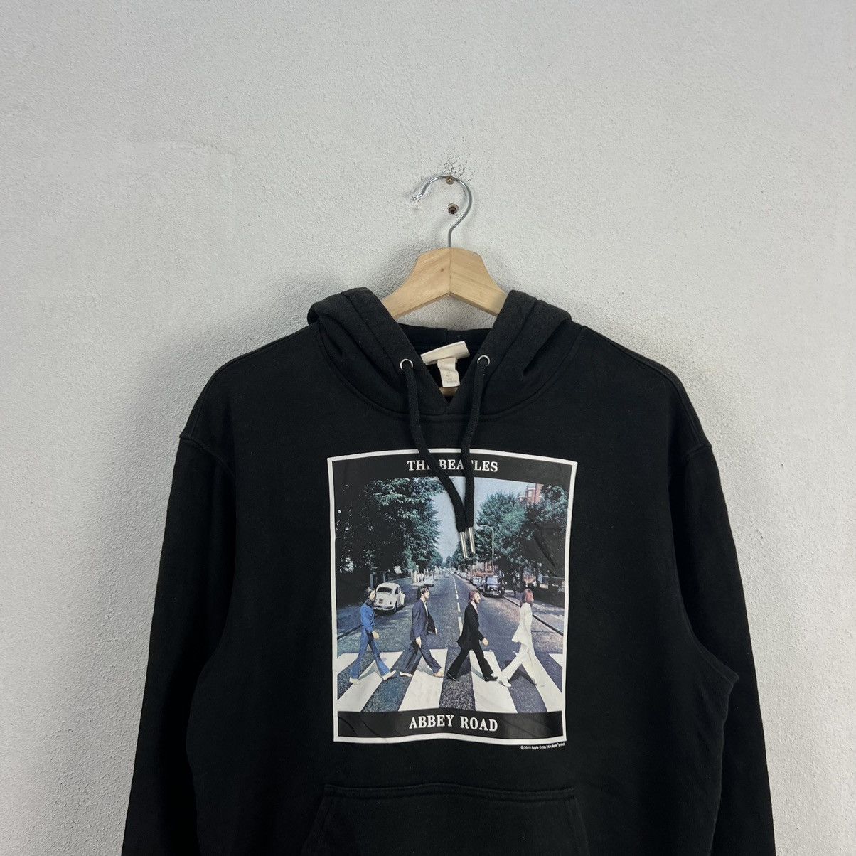 Band Tees RARE HOODIE BAND THE BEATLES ABBEY ROAD BIG LOGO Size US M / EU 48-50 / 2 - 3 Thumbnail