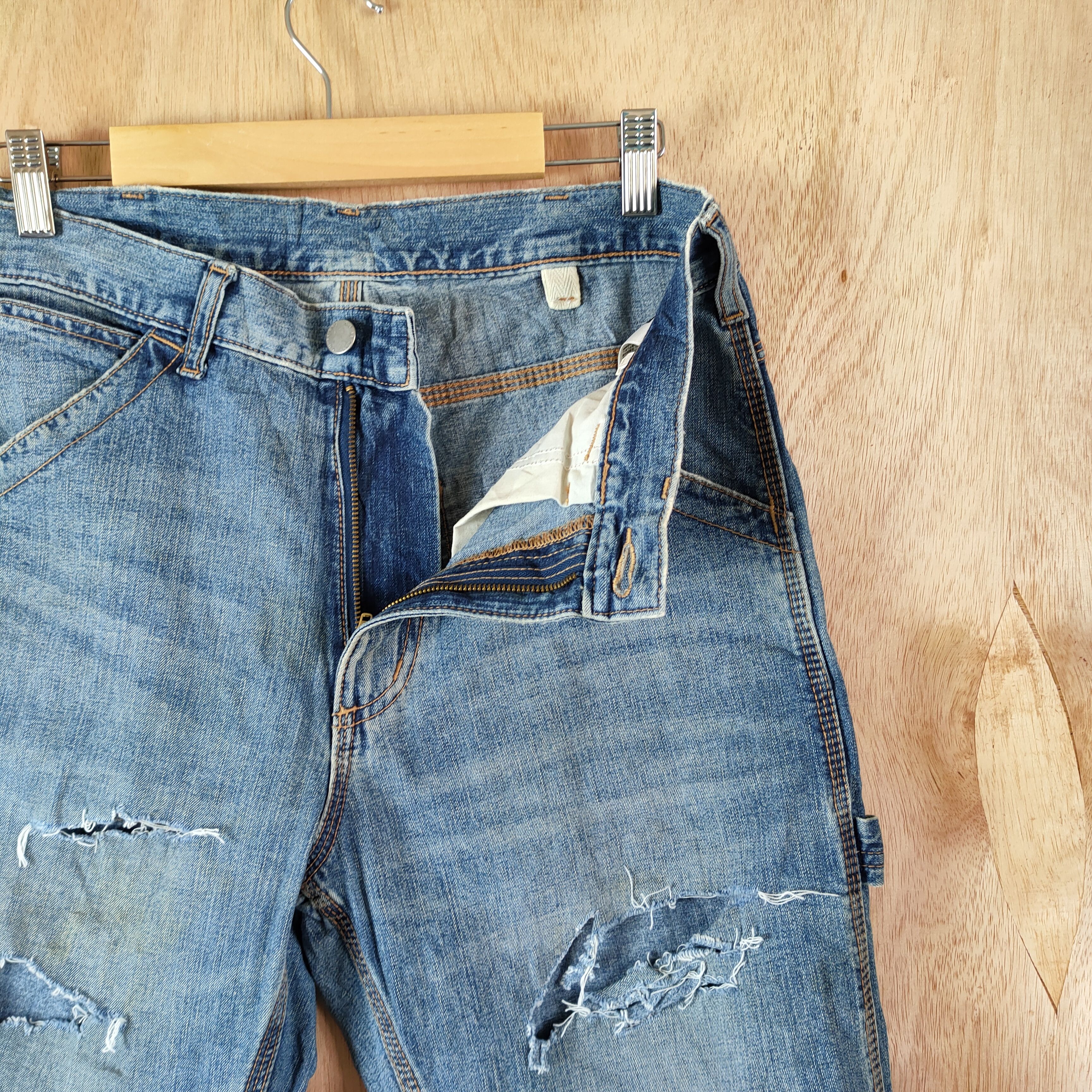 Japanese Brand JAPAN GU DISTRESSED DENIM JEANS PANTS KURT KOBAIN STYLE Size US 29 - 4 Thumbnail