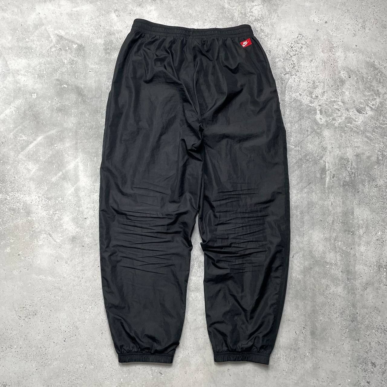 Nike Vintage 2000s Nike Nylon Track Pants Black Size Size US 36 / EU 52 - 2 Thumbnail