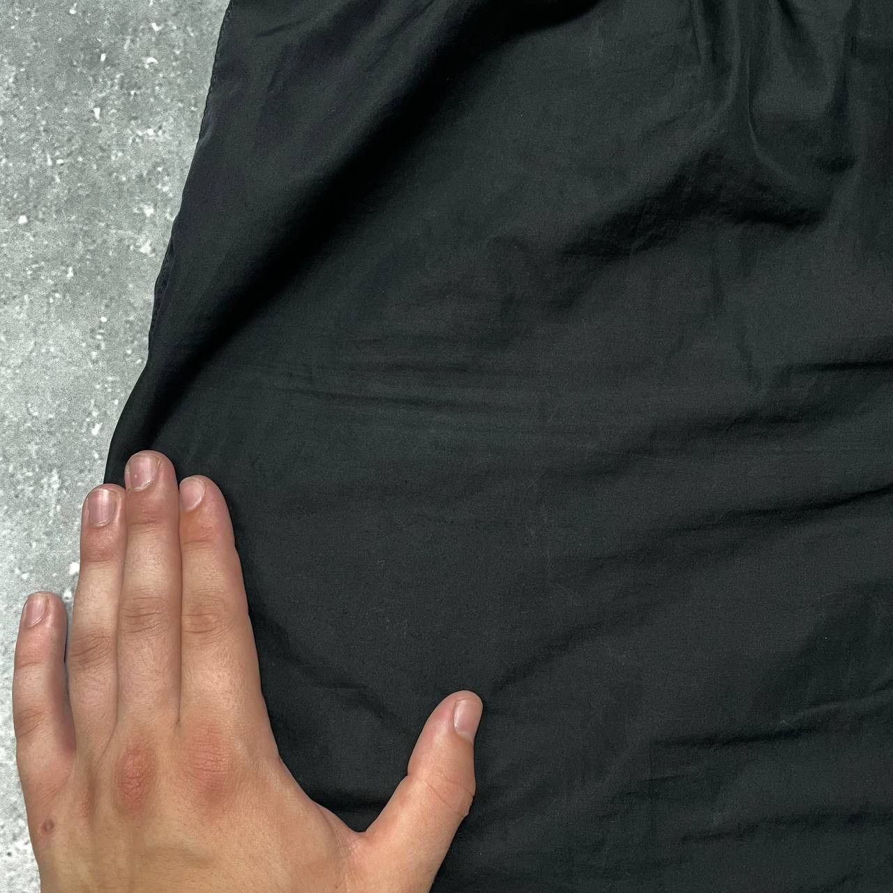 Nike Vintage 2000s Nike Nylon Track Pants Black Size Size US 36 / EU 52 - 14 Thumbnail