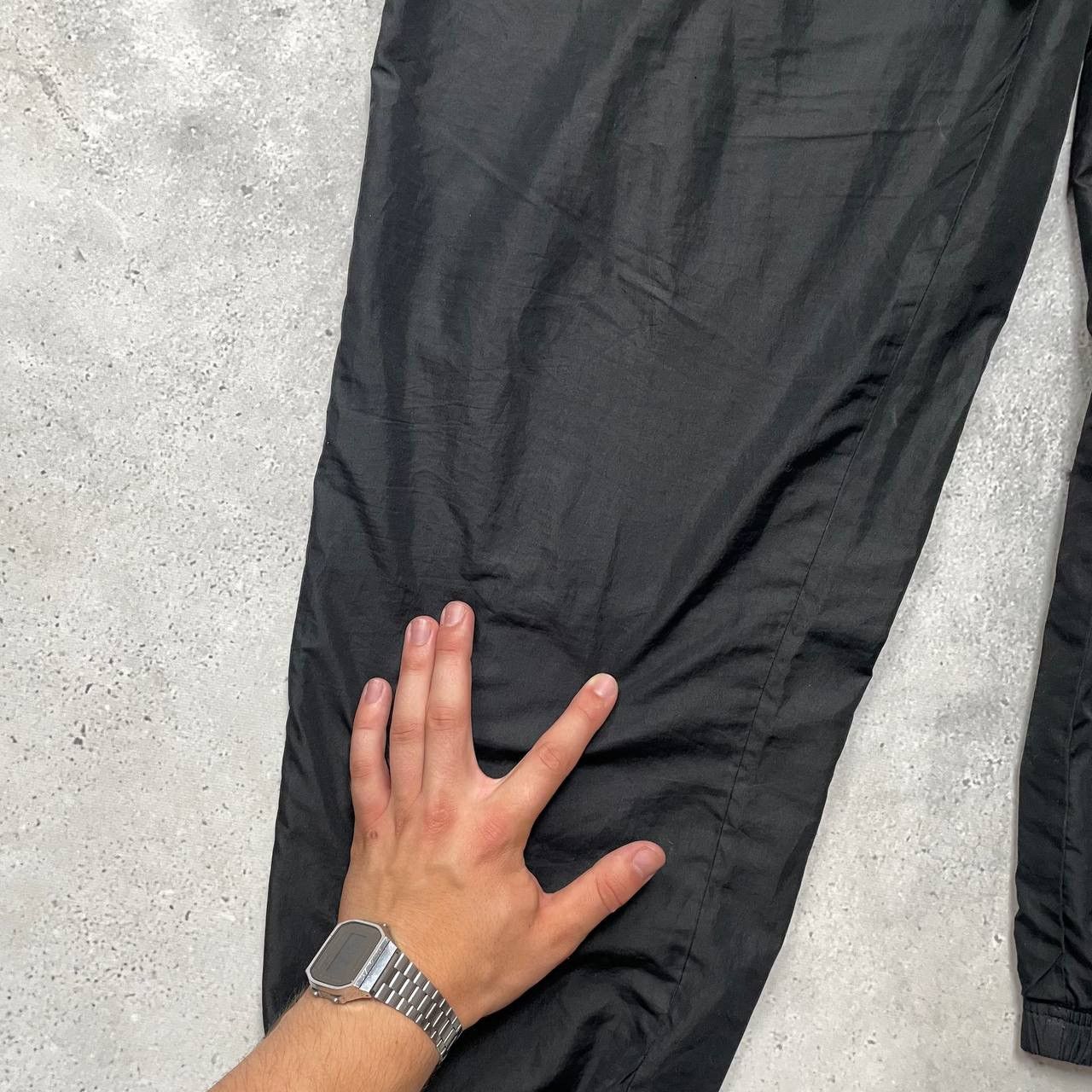 Nike Vintage 2000s Nike Nylon Track Pants Black Size Size US 36 / EU 52 - 12 Thumbnail