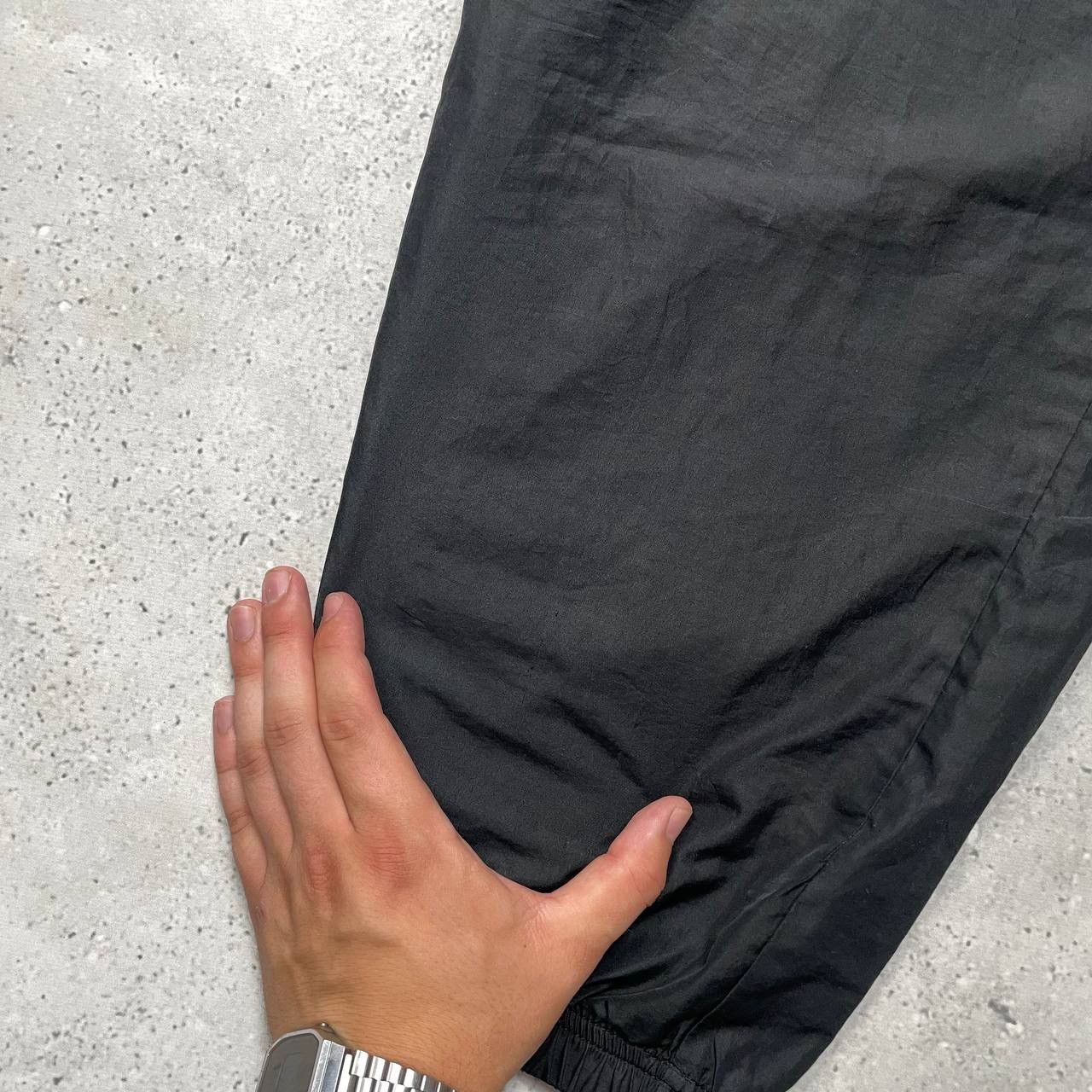 Nike Vintage 2000s Nike Nylon Track Pants Black Size Size US 36 / EU 52 - 10 Thumbnail