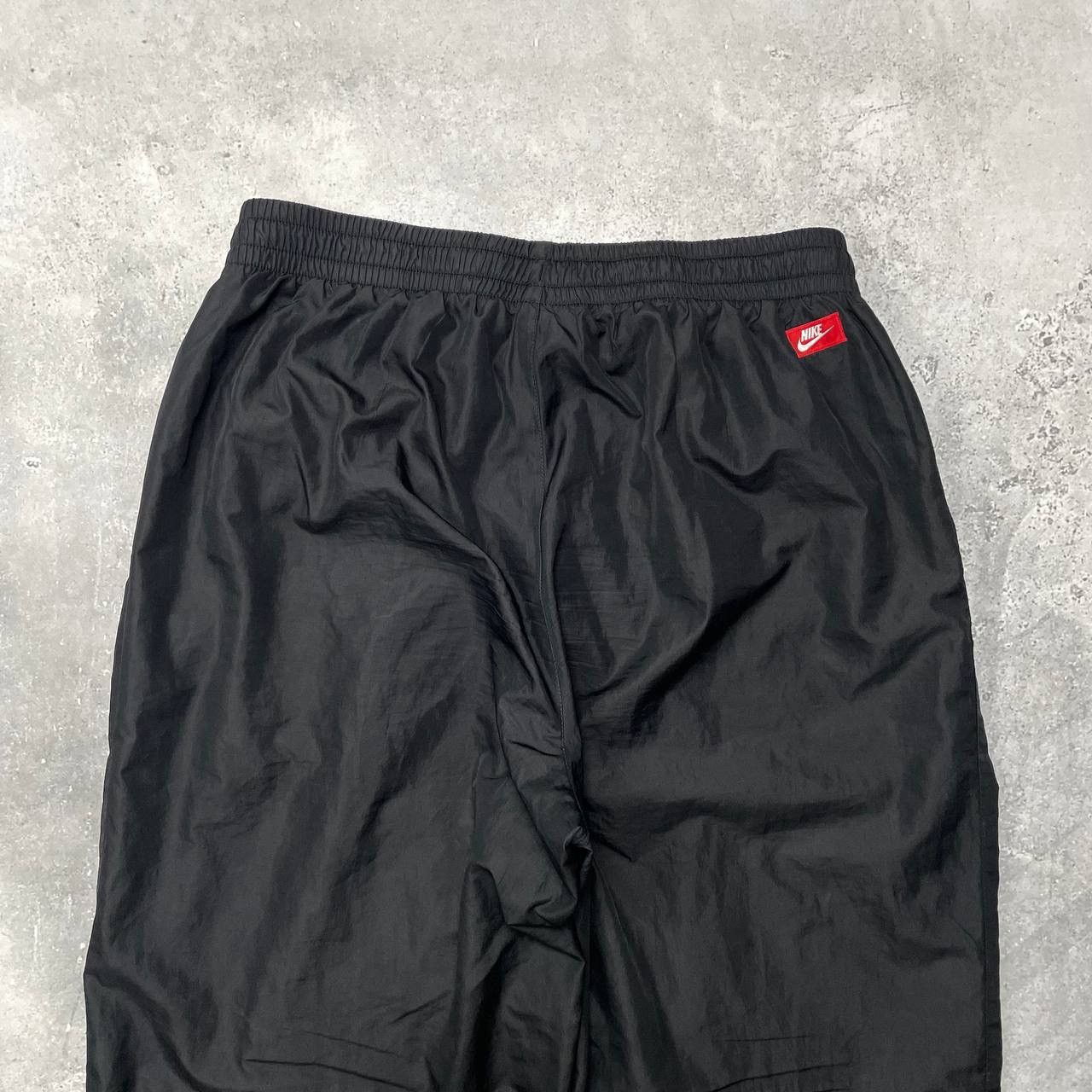 Nike Vintage 2000s Nike Nylon Track Pants Black Size Size US 36 / EU 52 - 18 Thumbnail