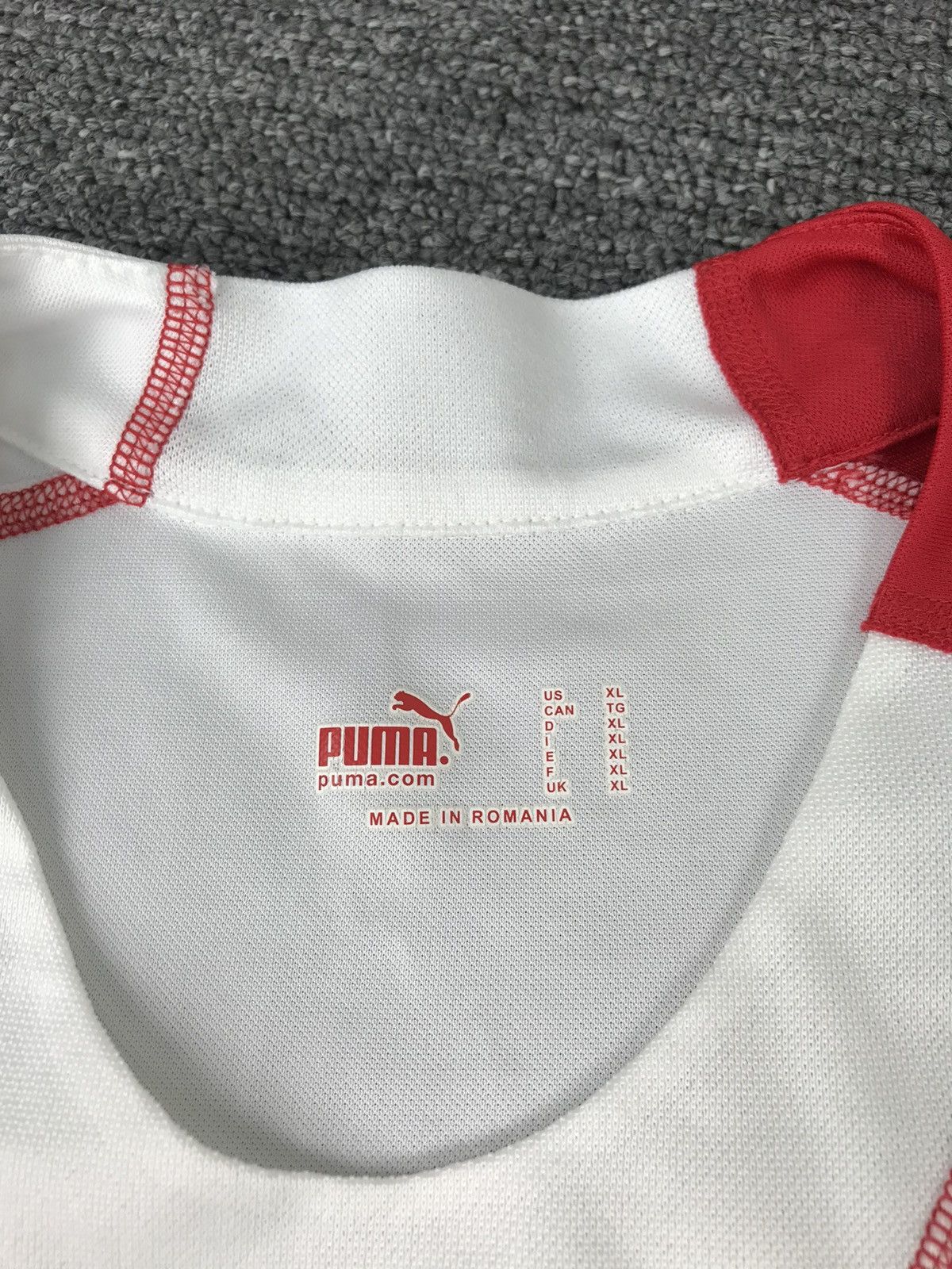 Puma VFB Stuttgart 2005-06 Puma Away Soccer Jersey XL,Players 2 Size US XL / EU 56 / 4 - 8 Thumbnail