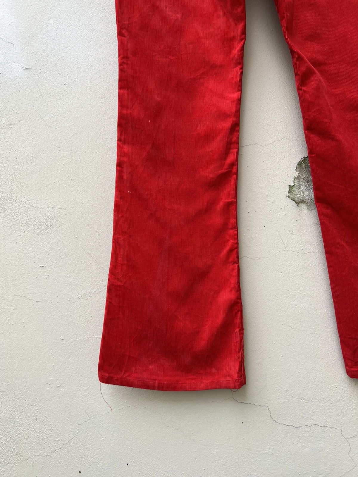 Levi's Vintage 70s Levi’s 646 Red Corduroy Flare Jeans Size US 31 - 15 Thumbnail