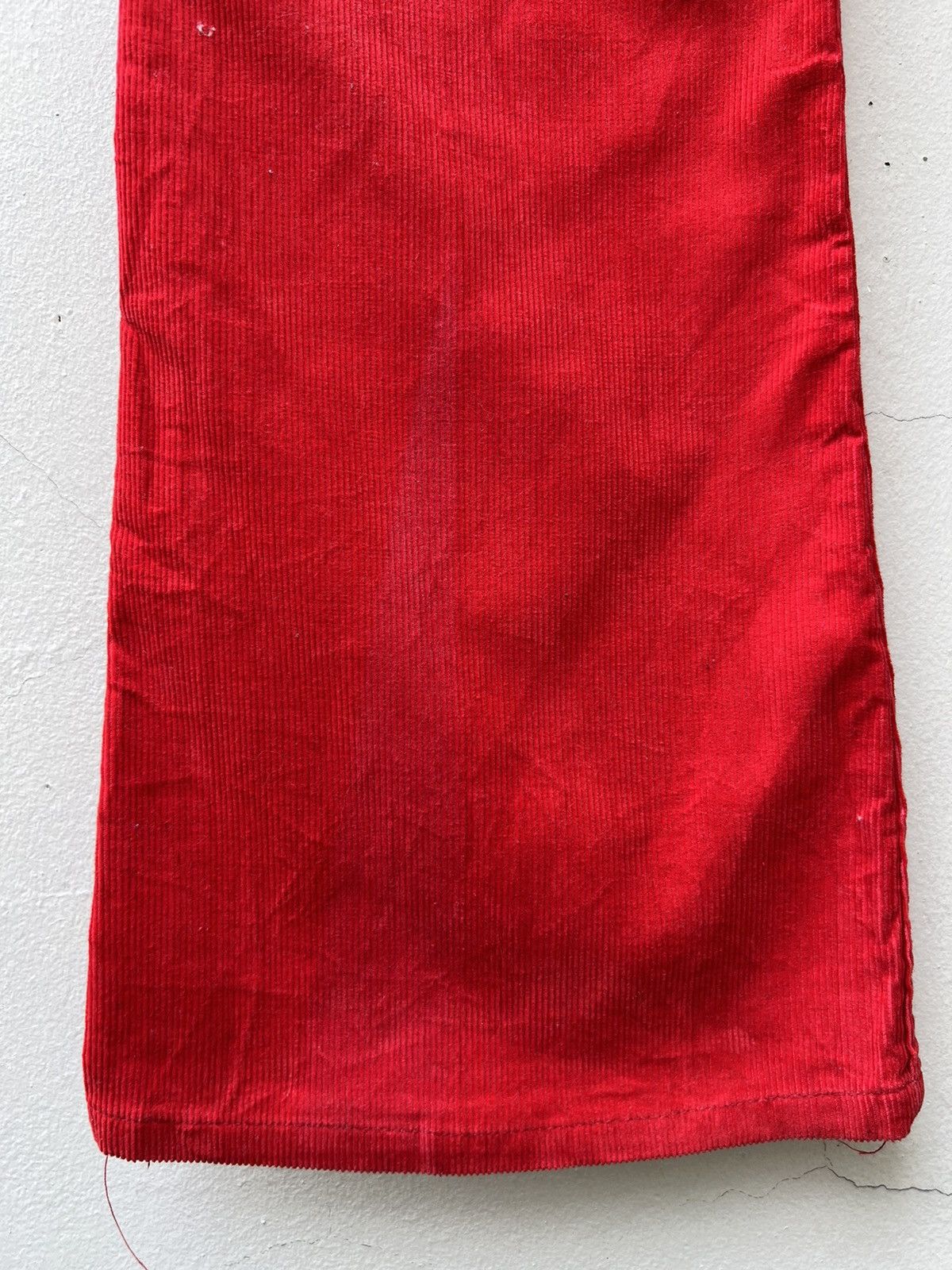 Levi's Vintage 70s Levi’s 646 Red Corduroy Flare Jeans Size US 31 - 16 Thumbnail