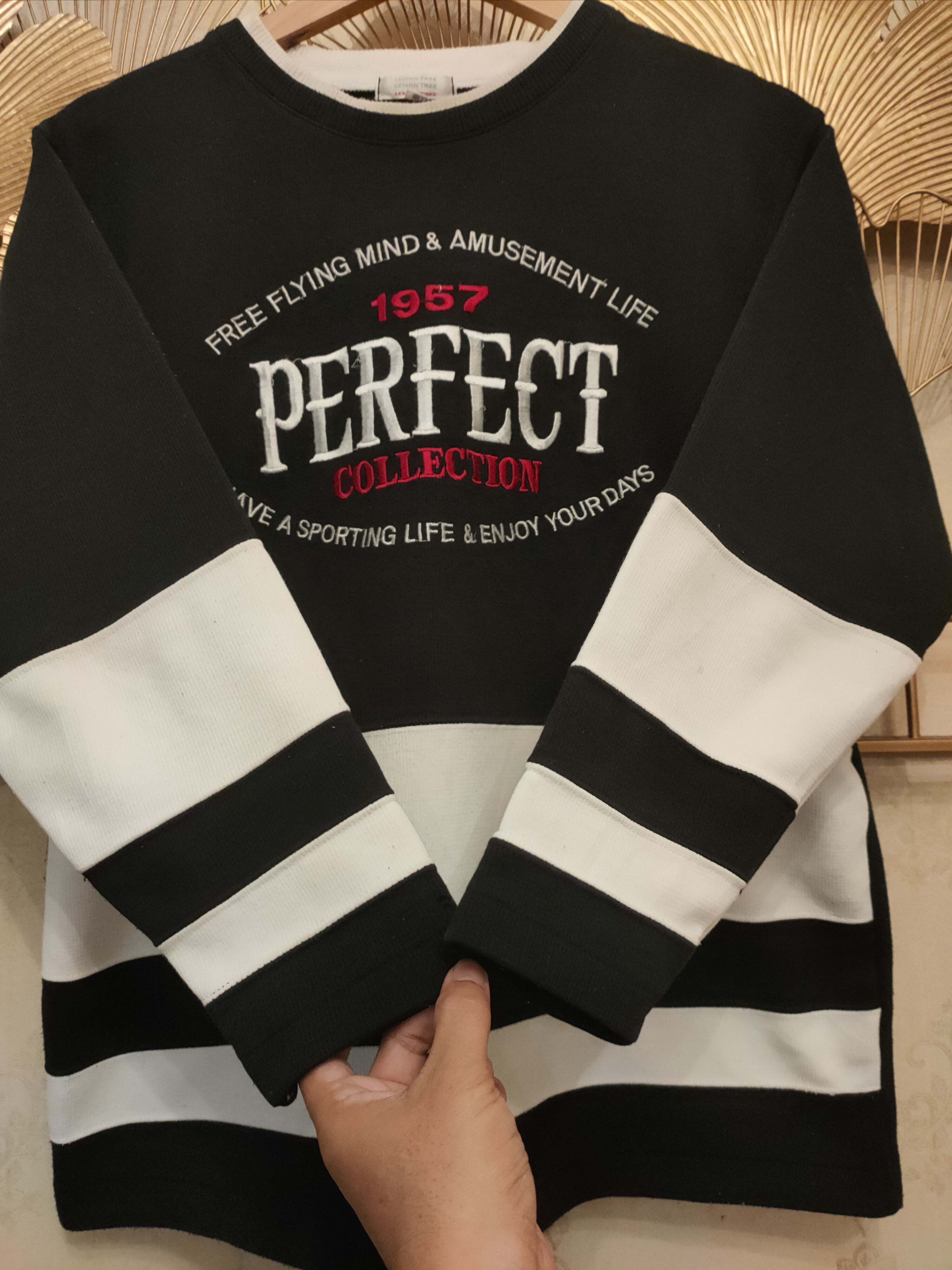 Japanese Brand × Vintage Vintage lemon Tree Perfect Collection Sweatshirts Size US M / EU 48-50 / 2 - 4 Thumbnail