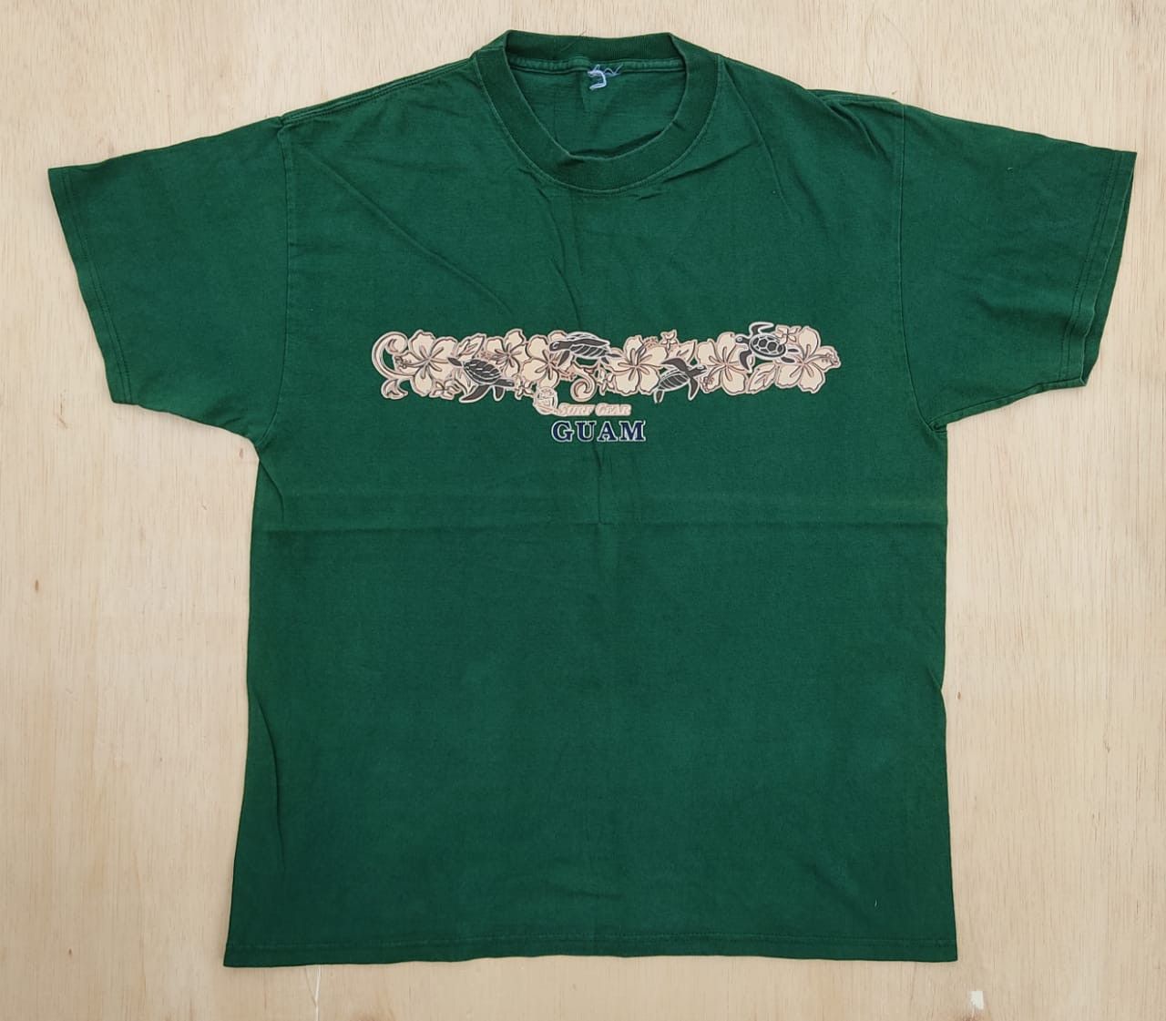 Vintage vintage tee D - 23 Guam usa Size US L / EU 52-54 / 3 - 1 Thumbnail