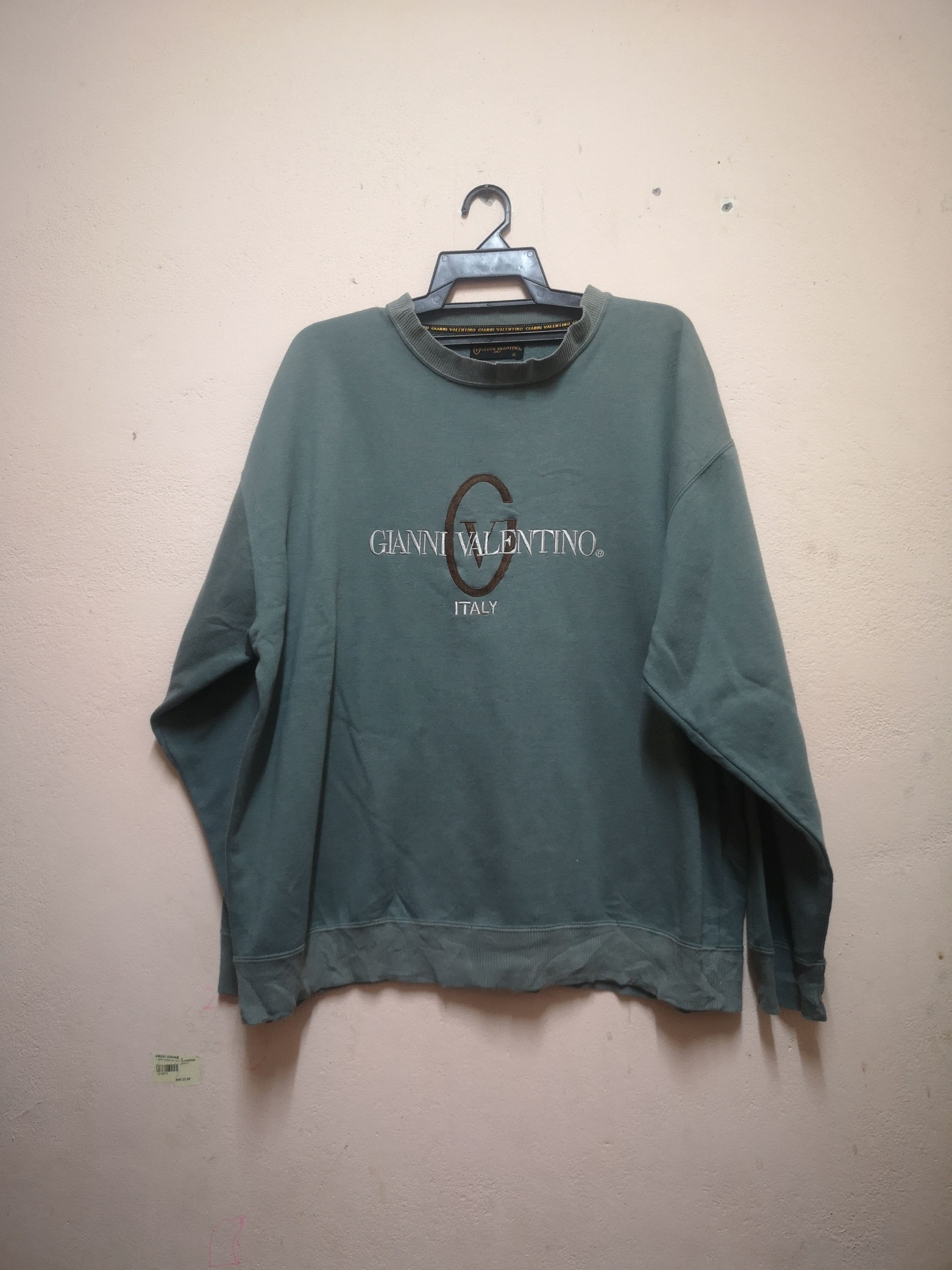 image of Vintage Faded Gianni Velentino Big Size Sweatshirt in Light Green, Men's