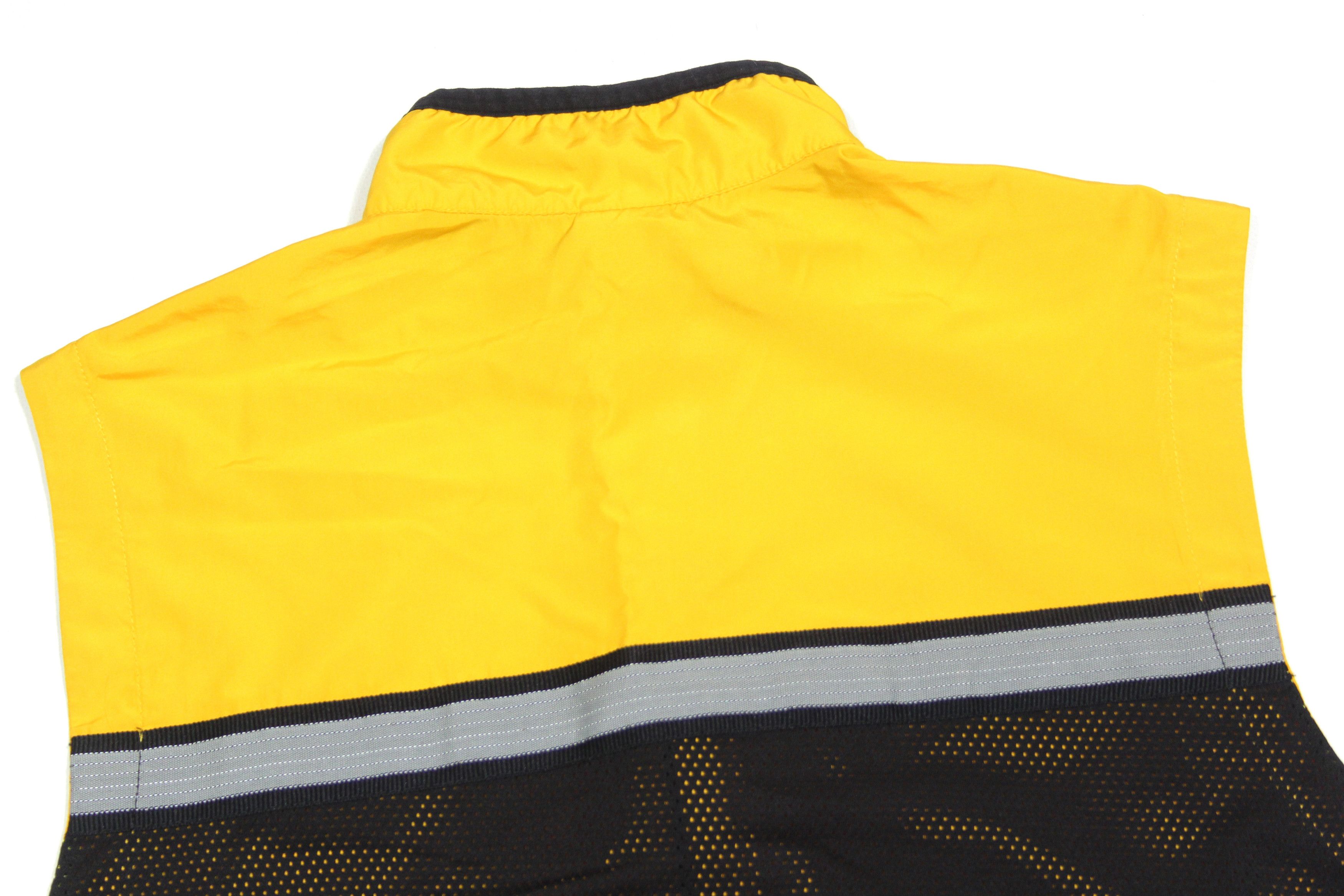 Nike 90S Swoosh Logo Yellow Sport Vest Size US M / EU 48-50 / 2 - 4 Thumbnail