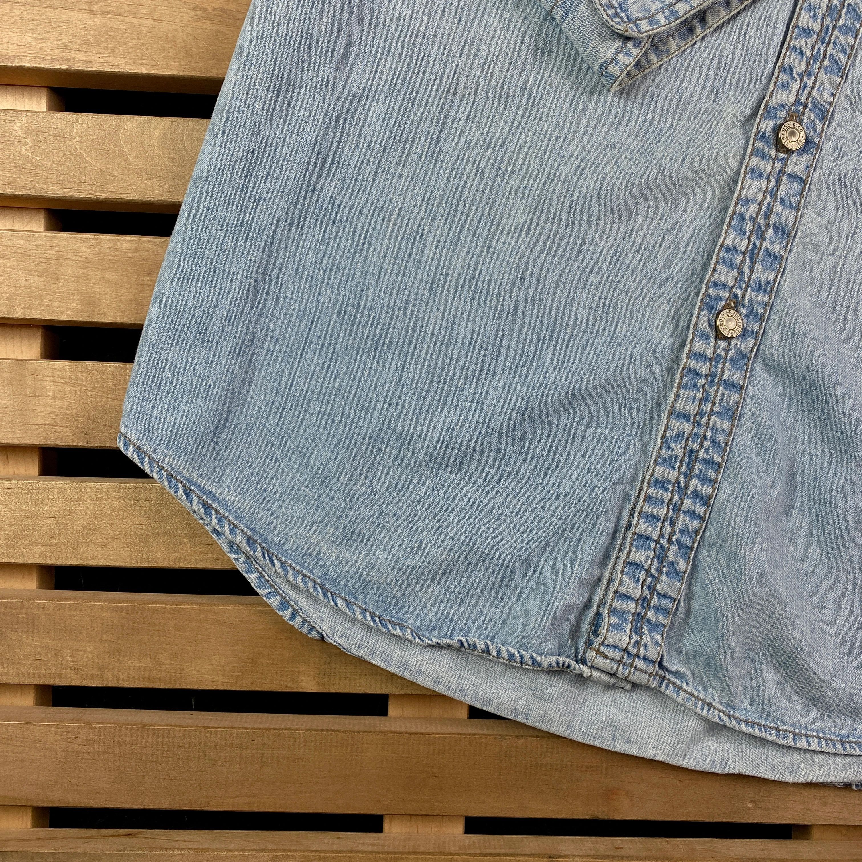 Levi's × Levi's Vintage Clothing × Vintage Mens Levi’s Vintage Shirt Long Sleeve Size M Size US M / EU 48-50 / 2 - 3 Thumbnail